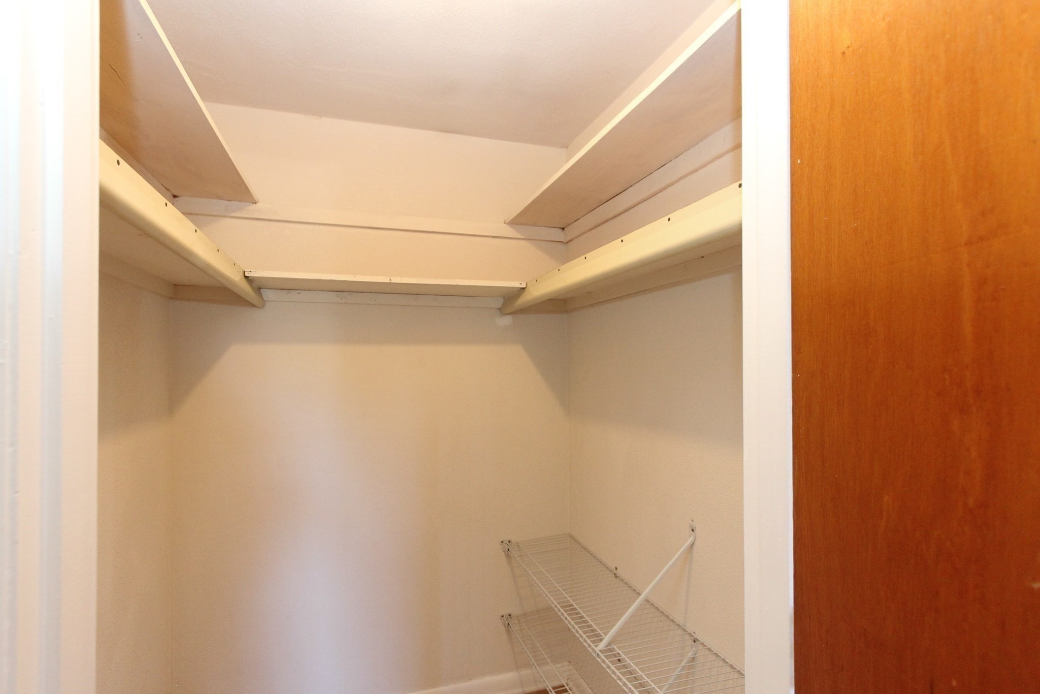 20 Williamsburg Ct Unit 21, Shrewsbury, MA 01545 - Image 11