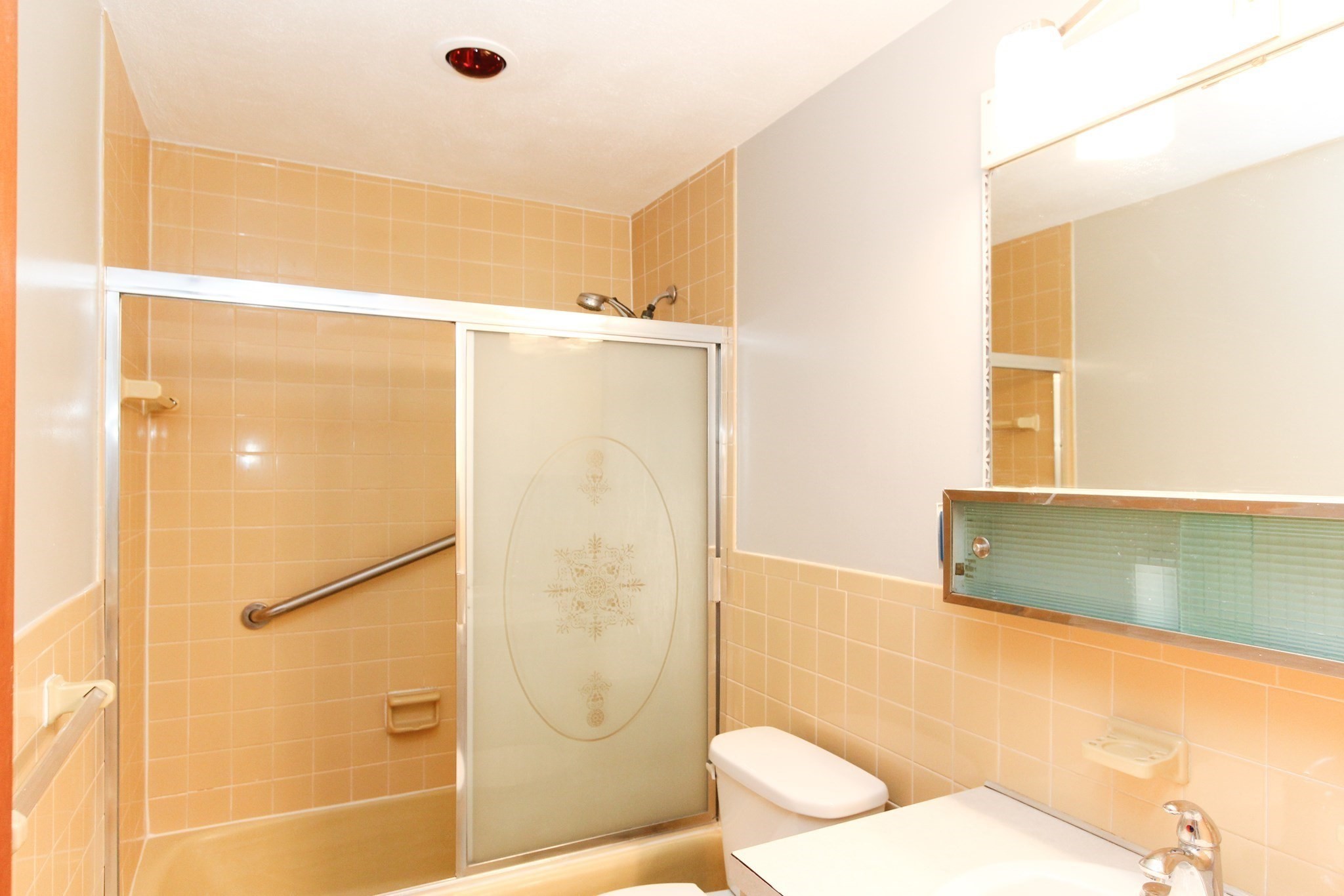 20 Williamsburg Ct Unit 21, Shrewsbury, MA 01545 - Image 13