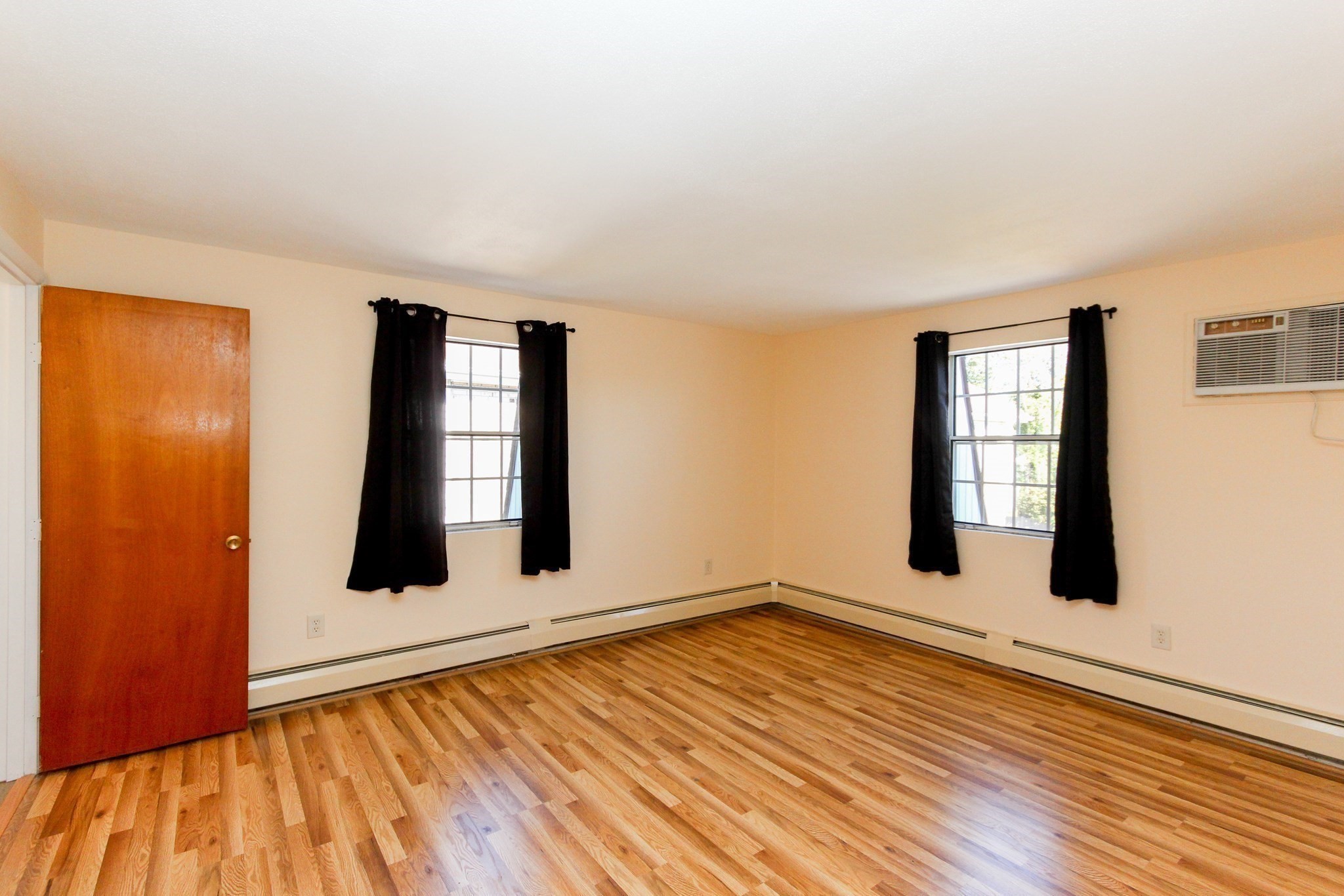 20 Williamsburg Ct Unit 21, Shrewsbury, MA 01545 - Image 9