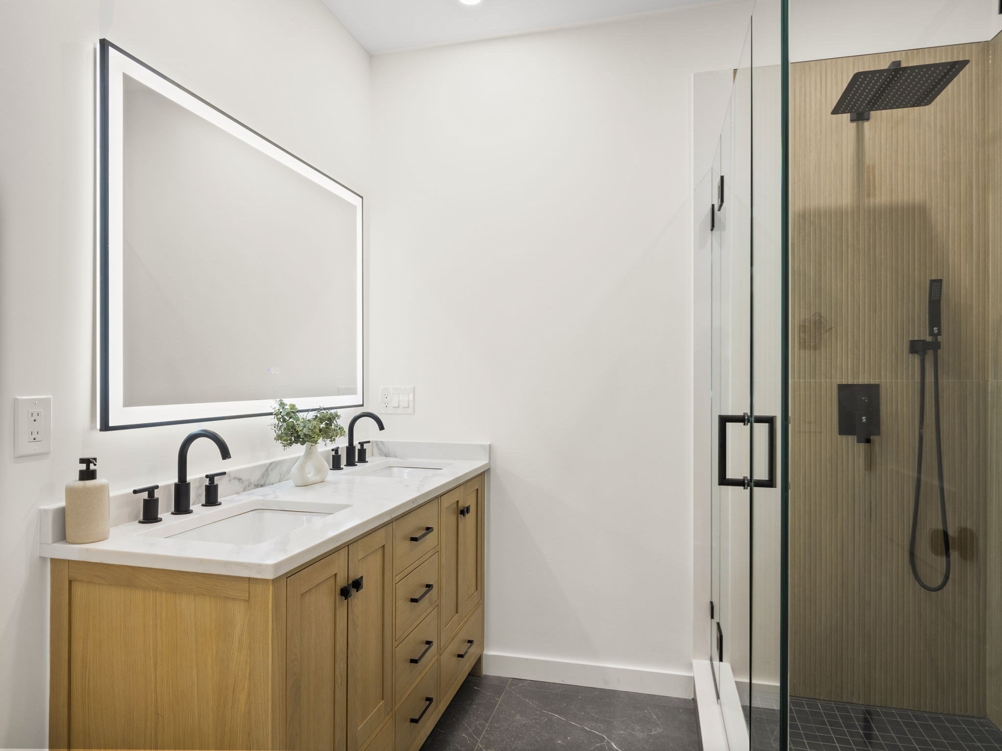 106 Bunker Hill St Unit 6P, Charlestown, Boston, MA 02129 - Image 20