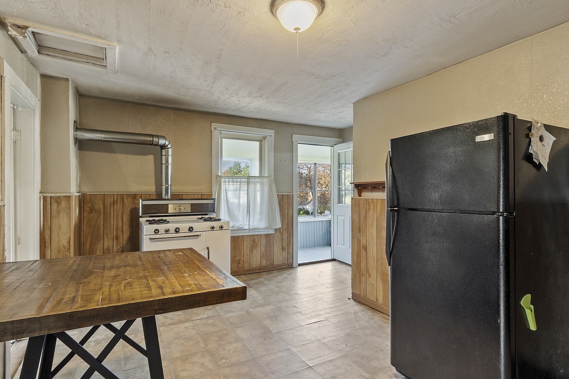 284 Mechanic St, Leominster, MA 01453 - Image 35