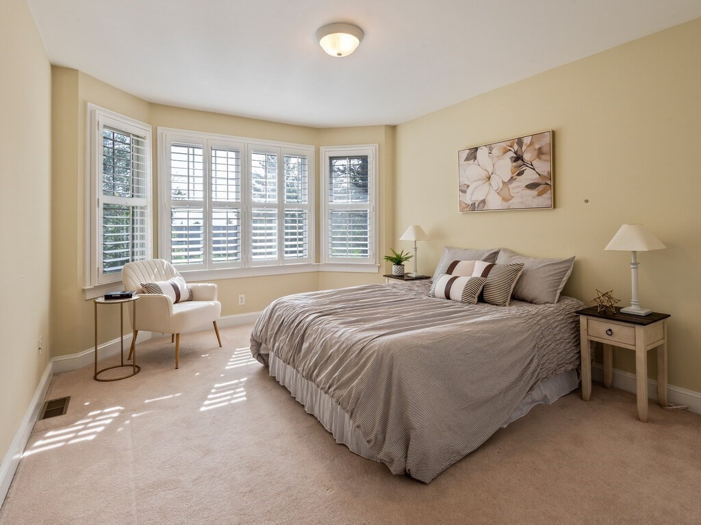 1 Carriage Hill Cir Unit 1, Southborough, MA 01772 - Image 18