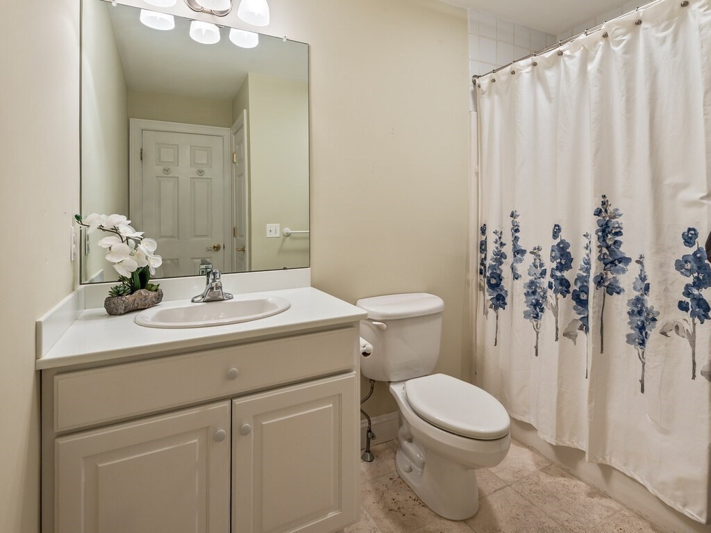 1 Carriage Hill Cir Unit 1, Southborough, MA 01772 - Image 19