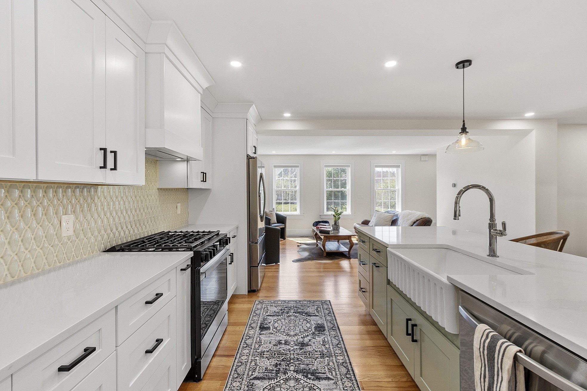 1014 Highland St, Holliston, MA 01746 - Image 8