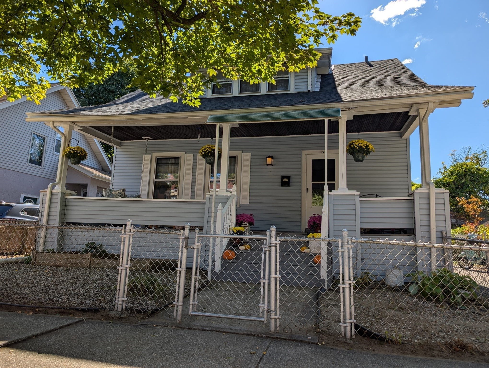 35 Carlton St, Springfield, MA 01108 - Image 19