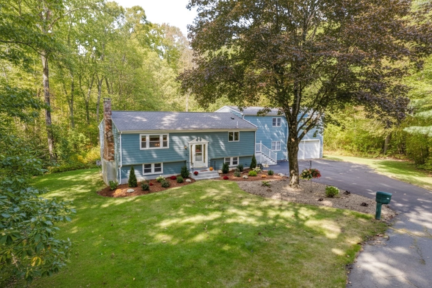 16 Park Ln, Norton, MA 02766