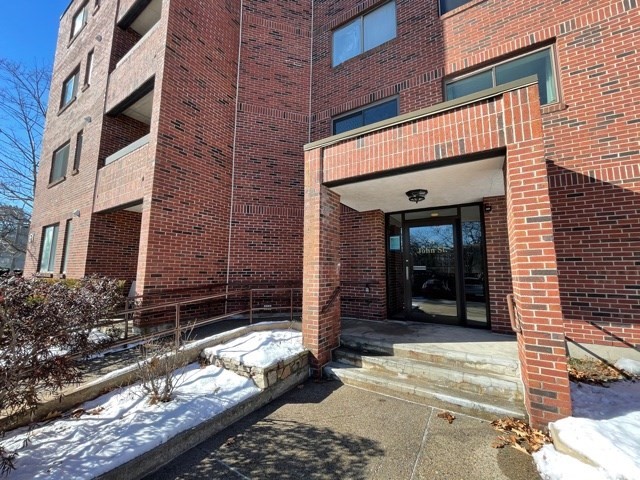 51 John St Unit 201, Brookline, MA 02446 - Image 2