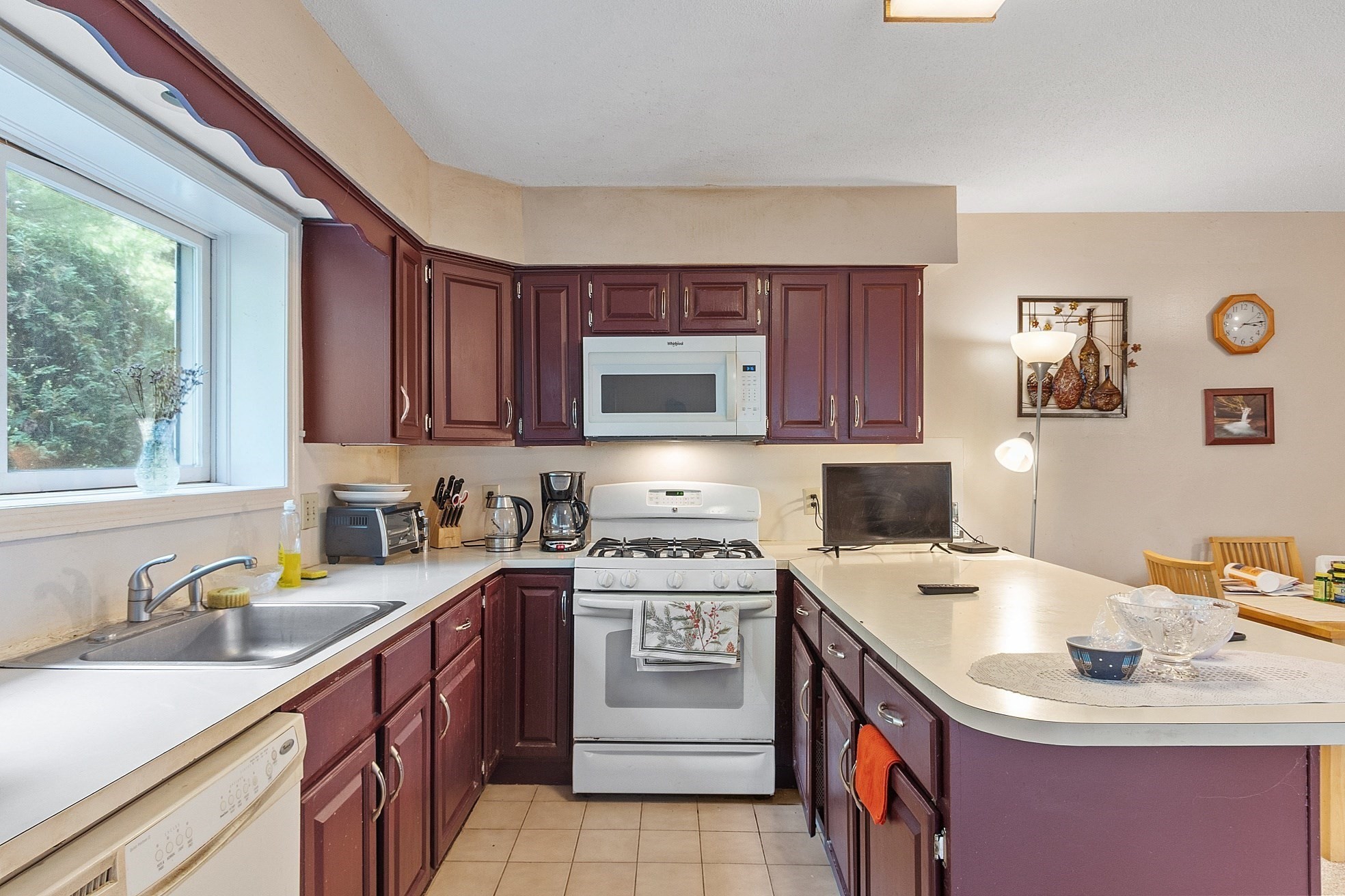 102 Captain Eames Cir Unit 102, Ashland, MA 01721 - Image 5