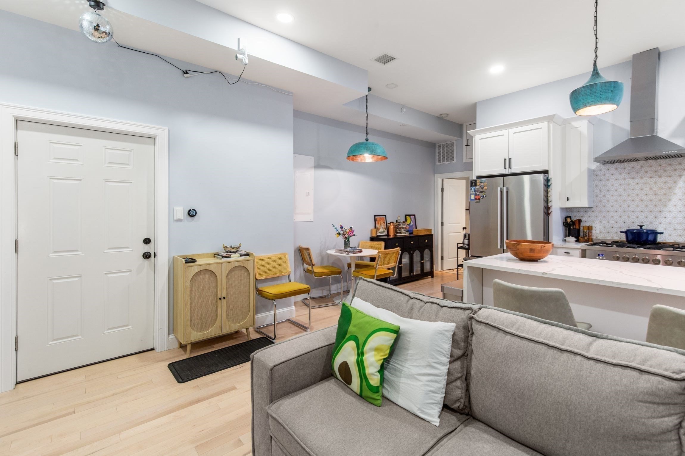 32 Cameron Avenue, Cambridge, MA 02140 - Image 8