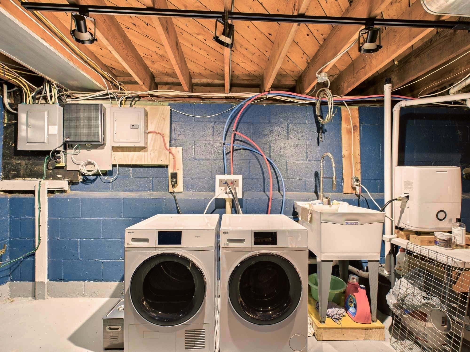 81 Bartlett St, Chelmsford, MA 01824 - Image 32