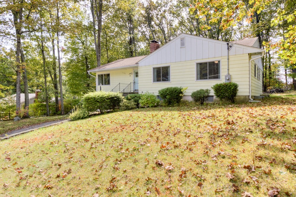 26 Avery Heights Drive, Holden, MA 01520 - Image 3