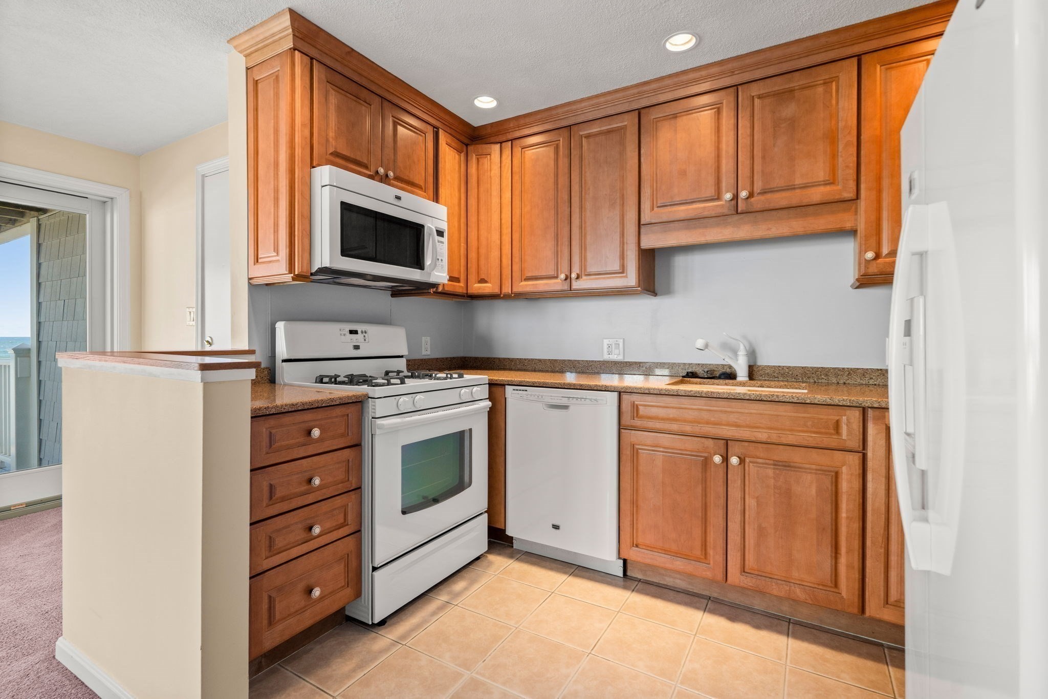 178 N End Blvd Unit F, Salisbury, MA 01952 - Image 8