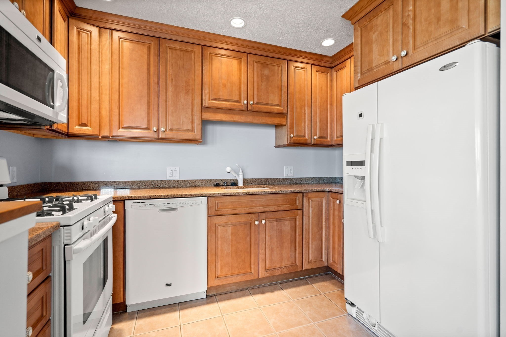 178 N End Blvd Unit F, Salisbury, MA 01952 - Image 9