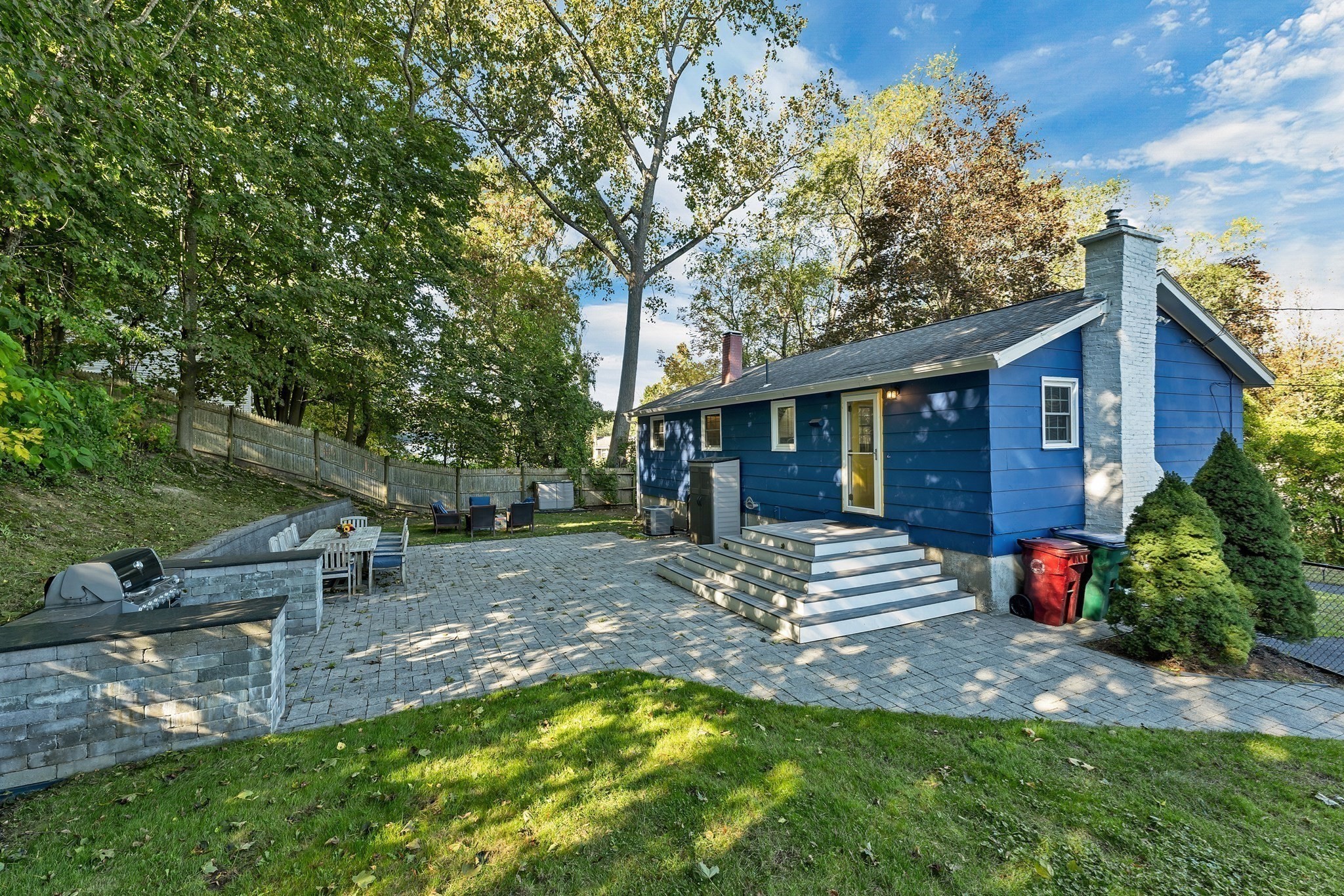 15 Sharyn Circle, Lowell, MA 01852