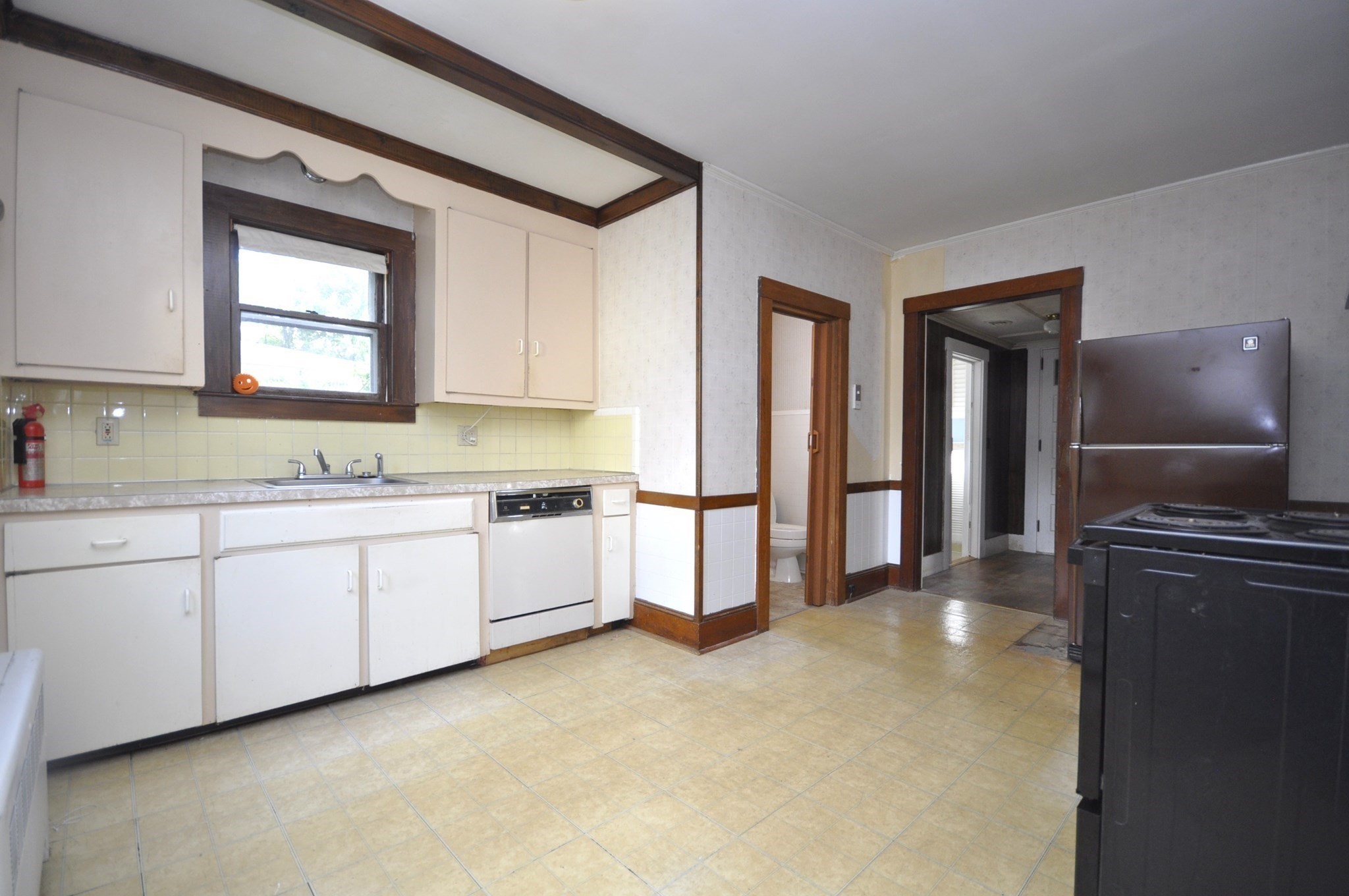 164 Warren Ave, Whitman, MA 02382 - Image 17