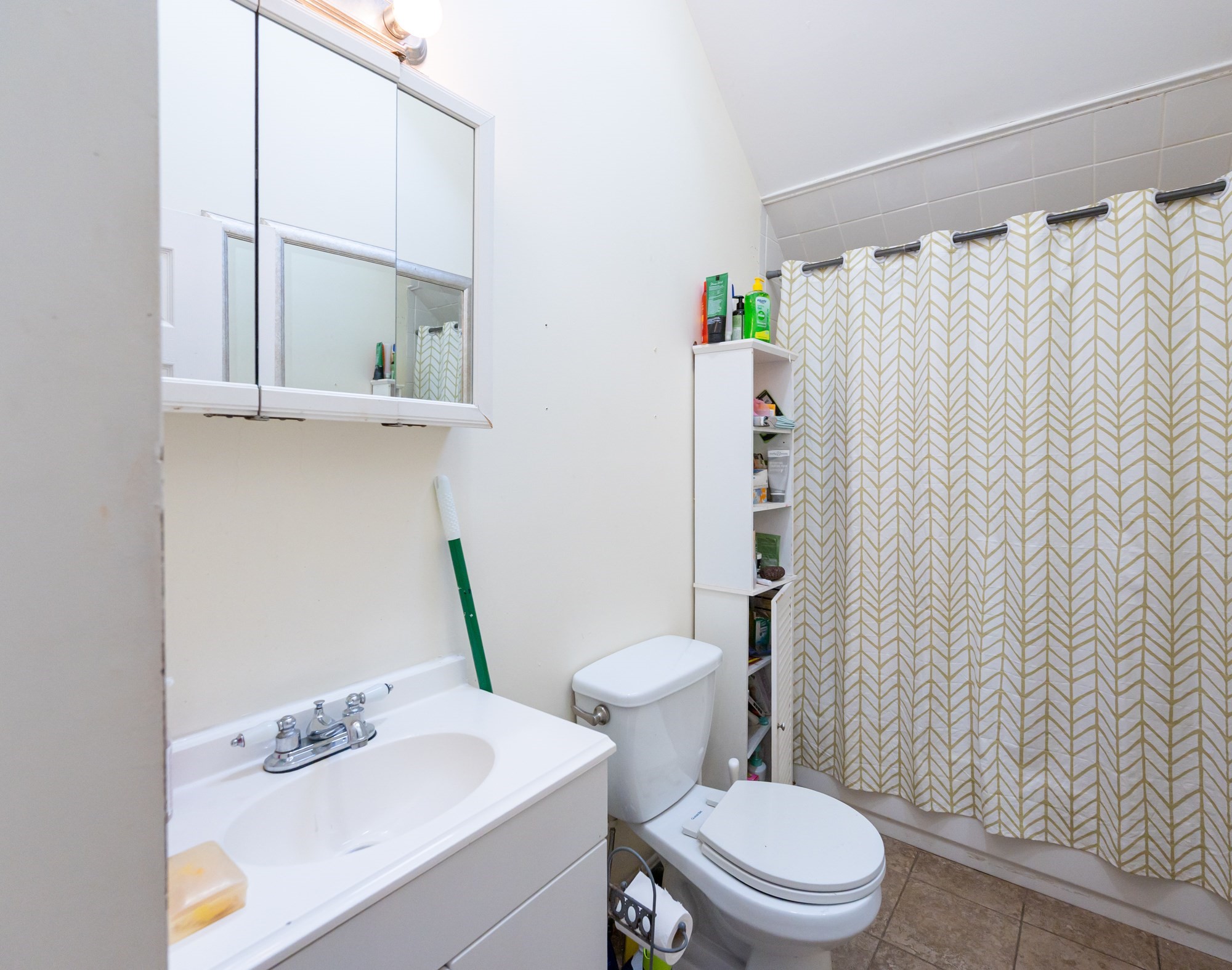 13 Woodland St, Lawrence, MA 01841 - Image 28