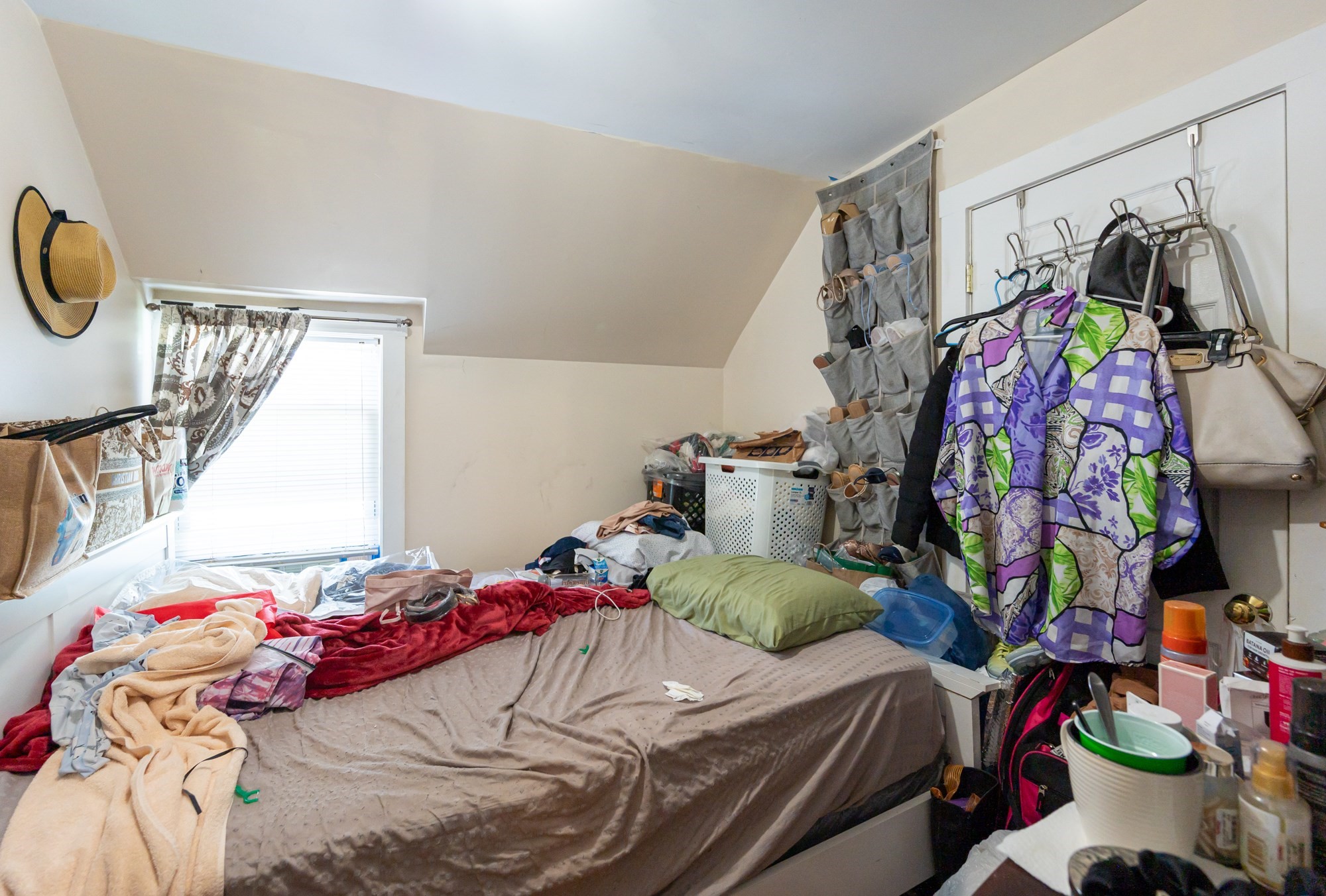 13 Woodland St, Lawrence, MA 01841 - Image 29