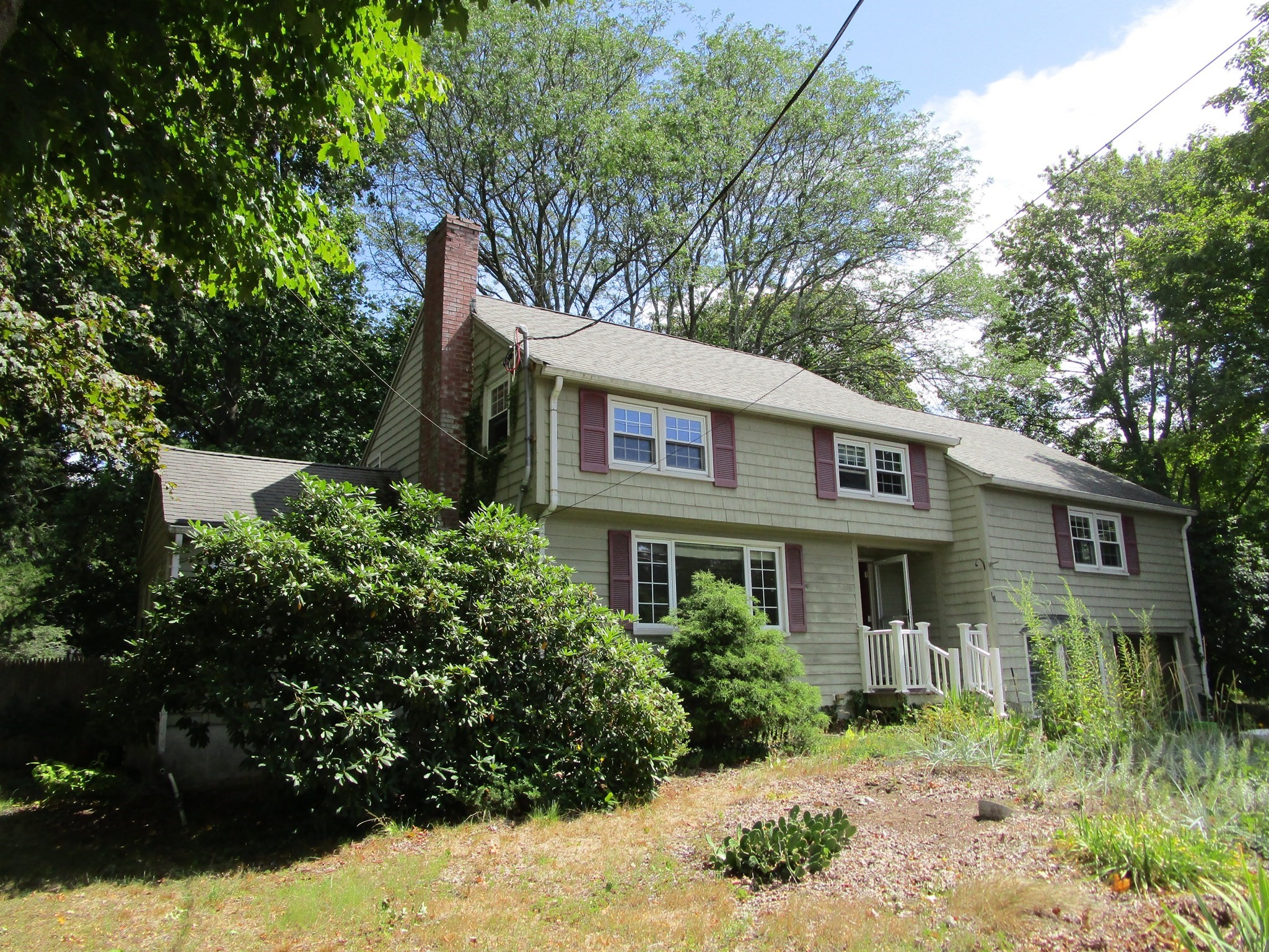 16 Munroe Ave, Reading, MA 01867