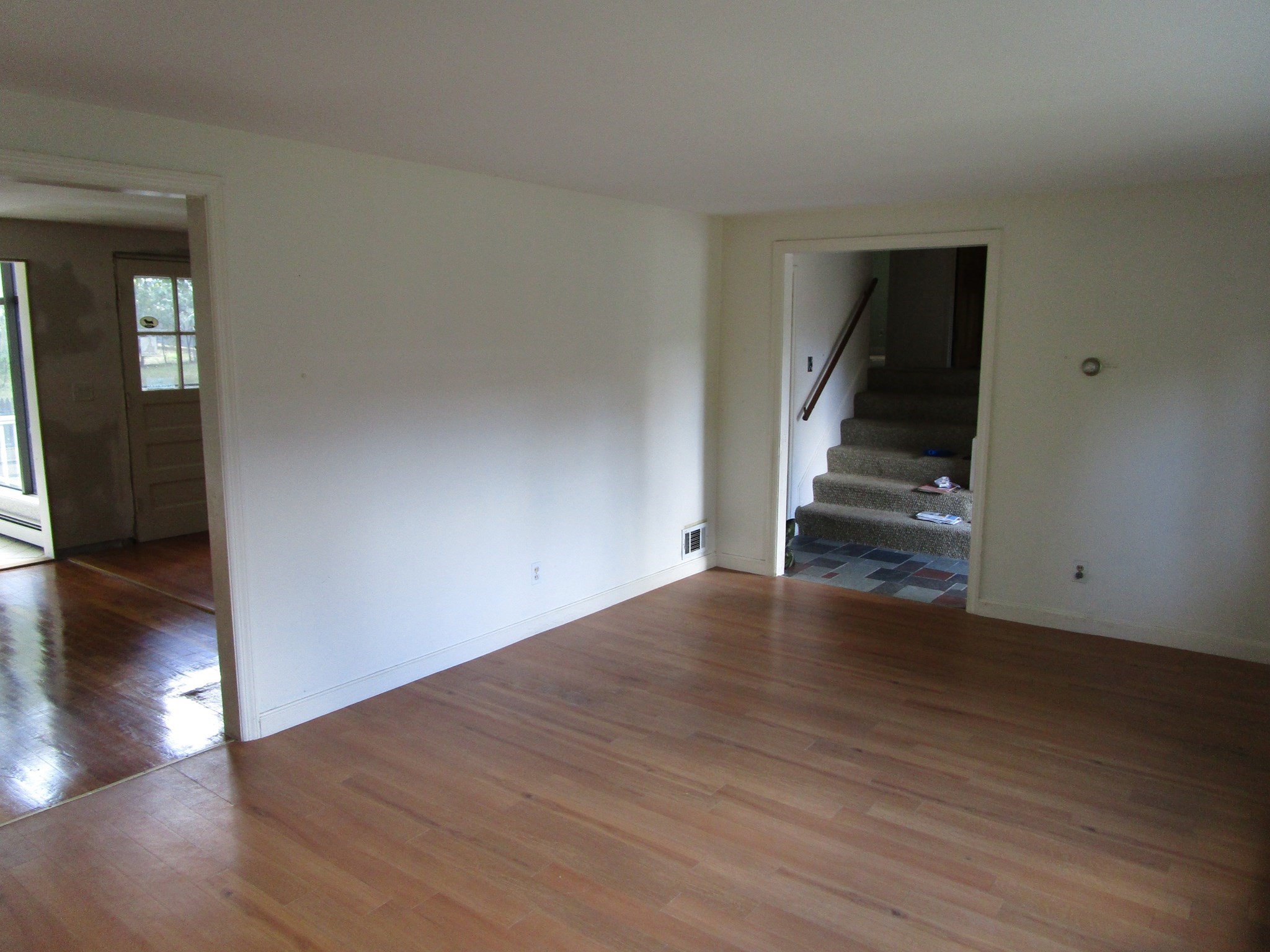 16 Munroe Ave, Reading, MA 01867 - Image 3