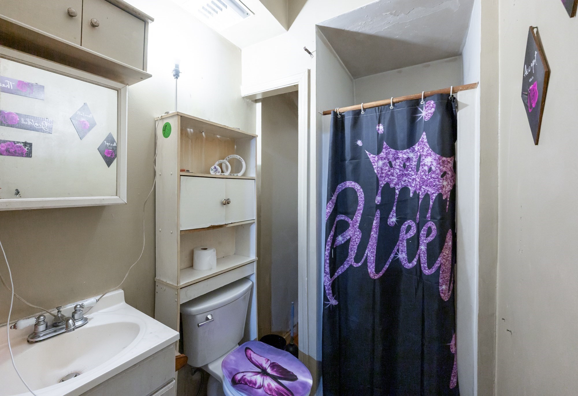 206 Willow St, Lawrence, MA 01841 - Image 14