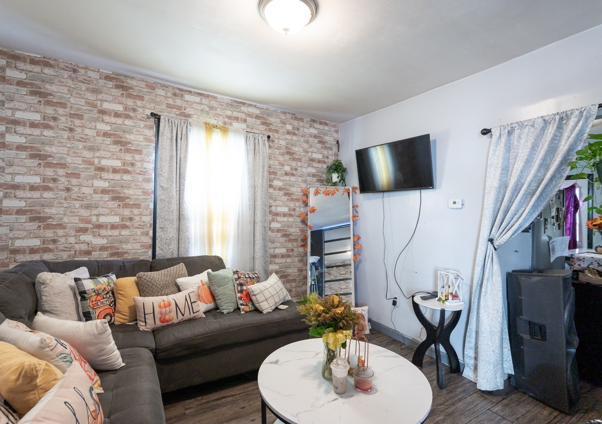 206 Willow St, Lawrence, MA 01841 - Image 23