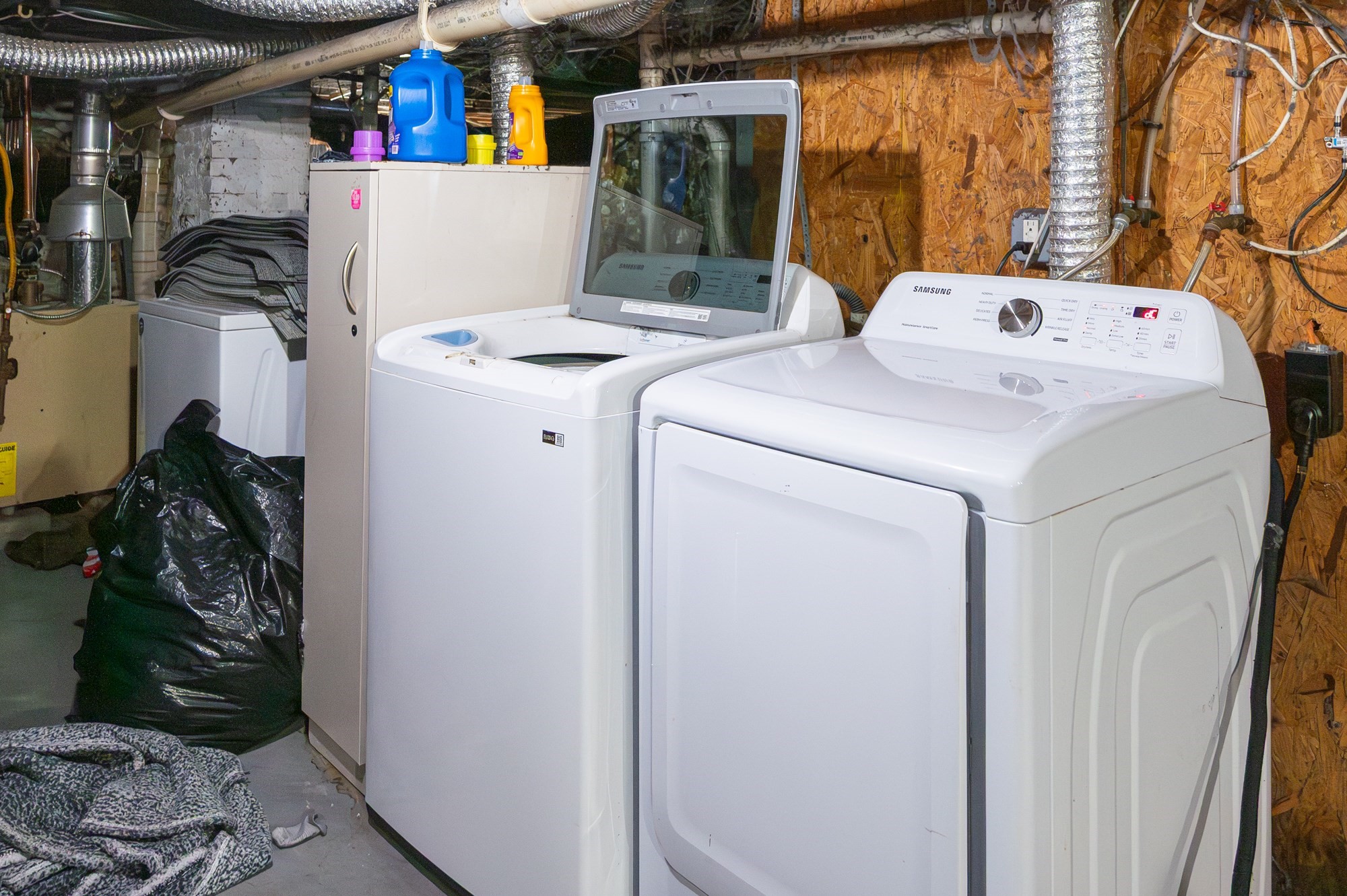 206 Willow St, Lawrence, MA 01841 - Image 39