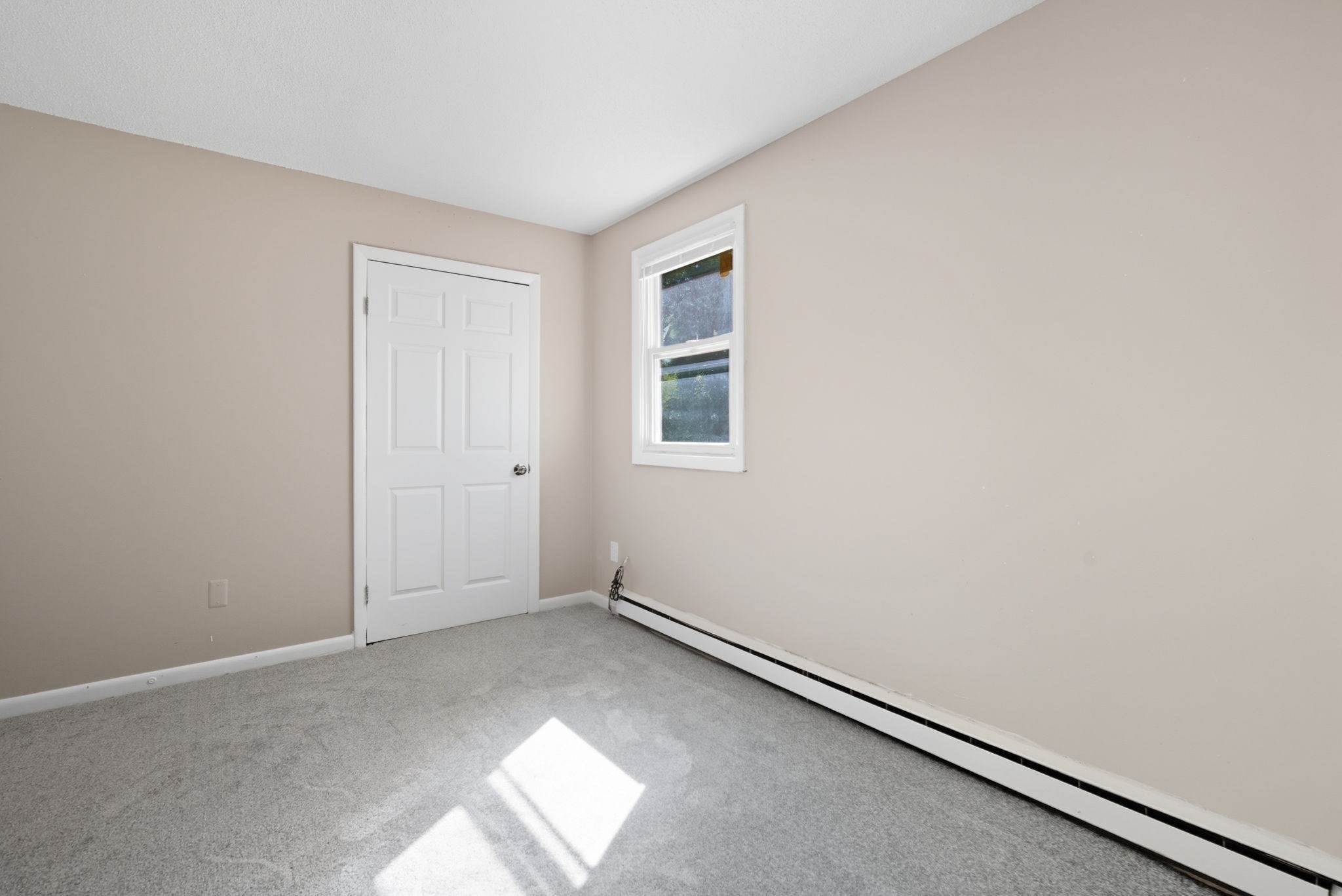 49 Jefferson Ave, Springfield, MA 01107 - Image 11