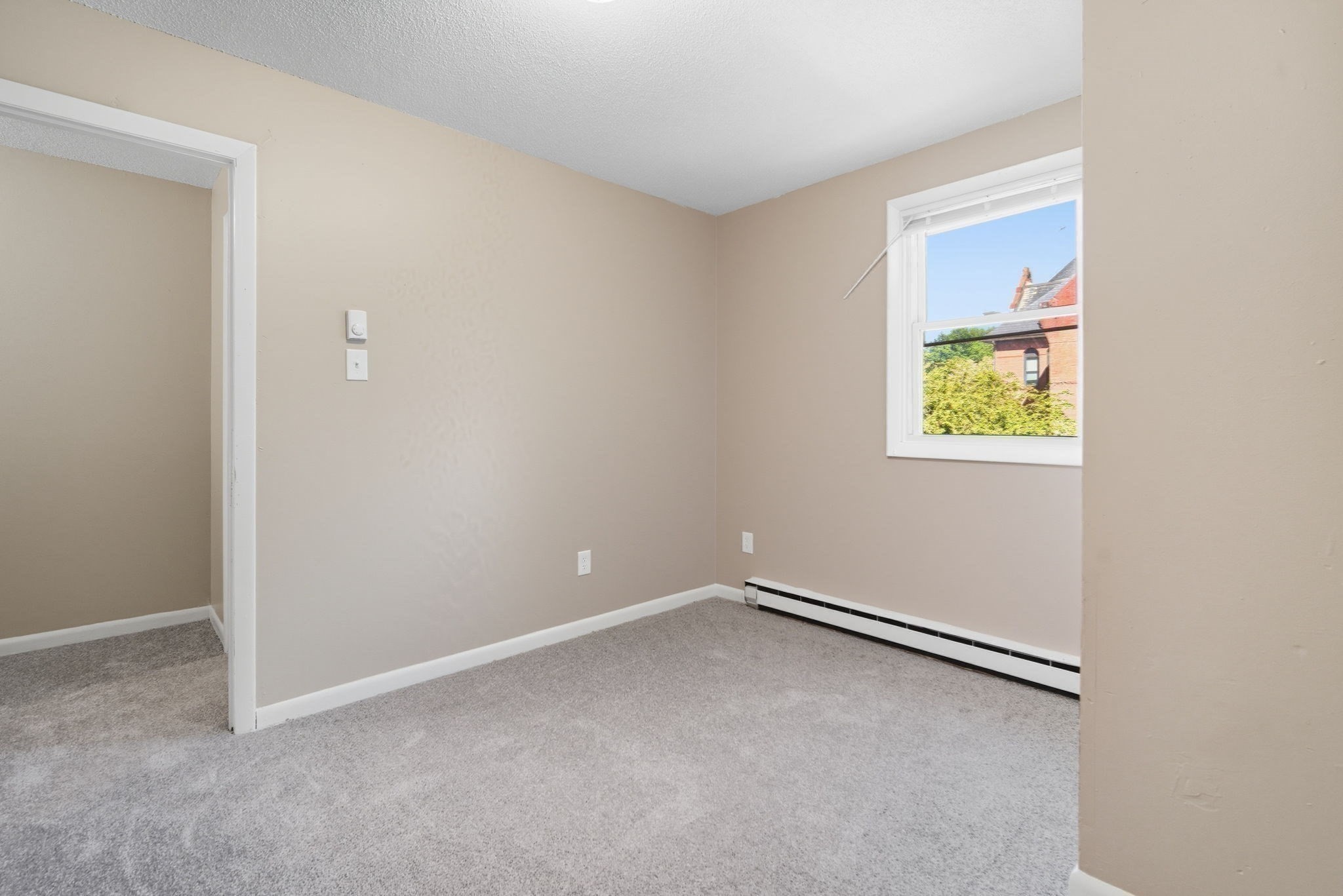 49 Jefferson Ave, Springfield, MA 01107 - Image 14