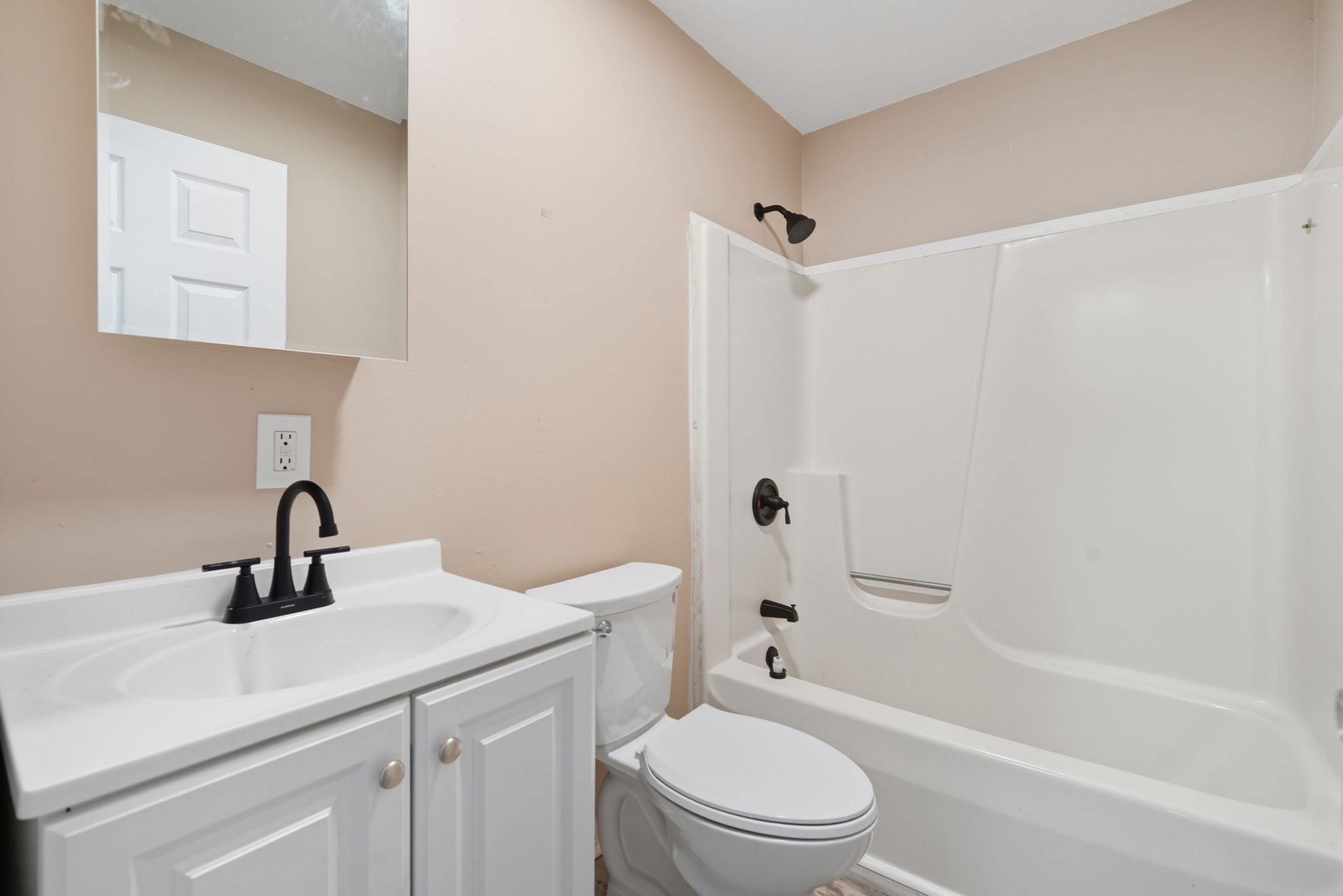 49 Jefferson Ave, Springfield, MA 01107 - Image 37
