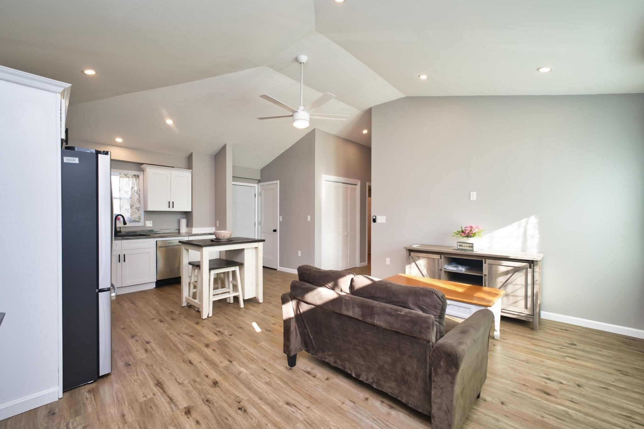 340 Vale St, Fall River, MA 02724 - Image 8