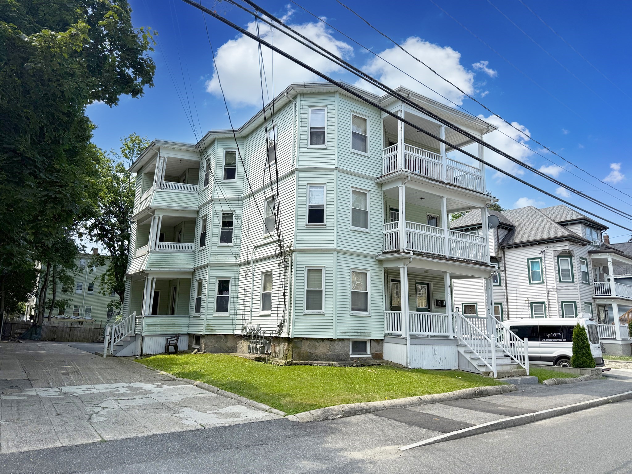34 Hillberg Ave, Brockton, MA 02301