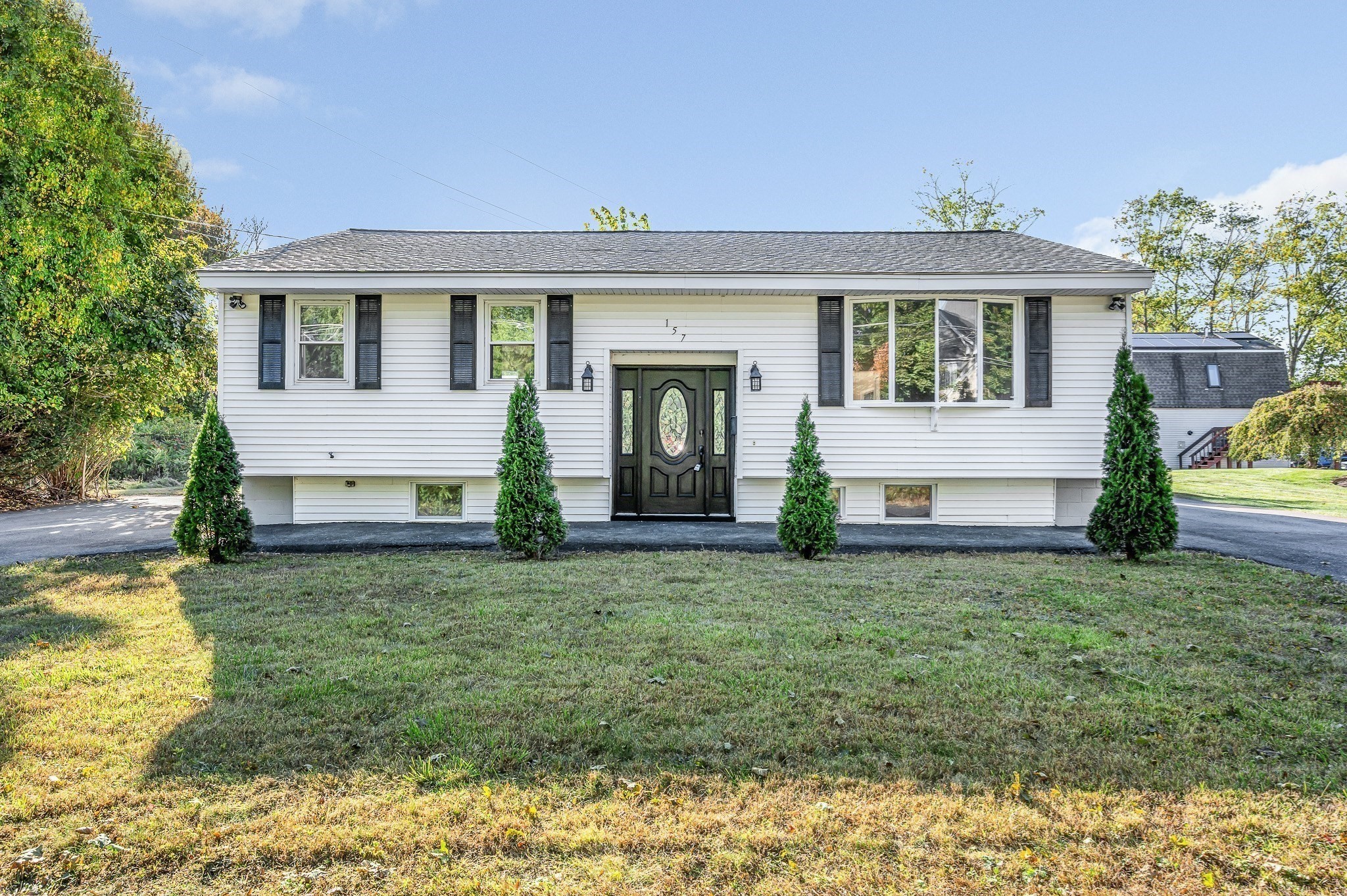 157 Billerica St, Lowell, MA 01852