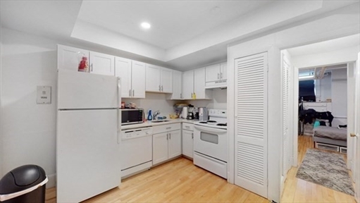 92 Marlborough, Apt 1