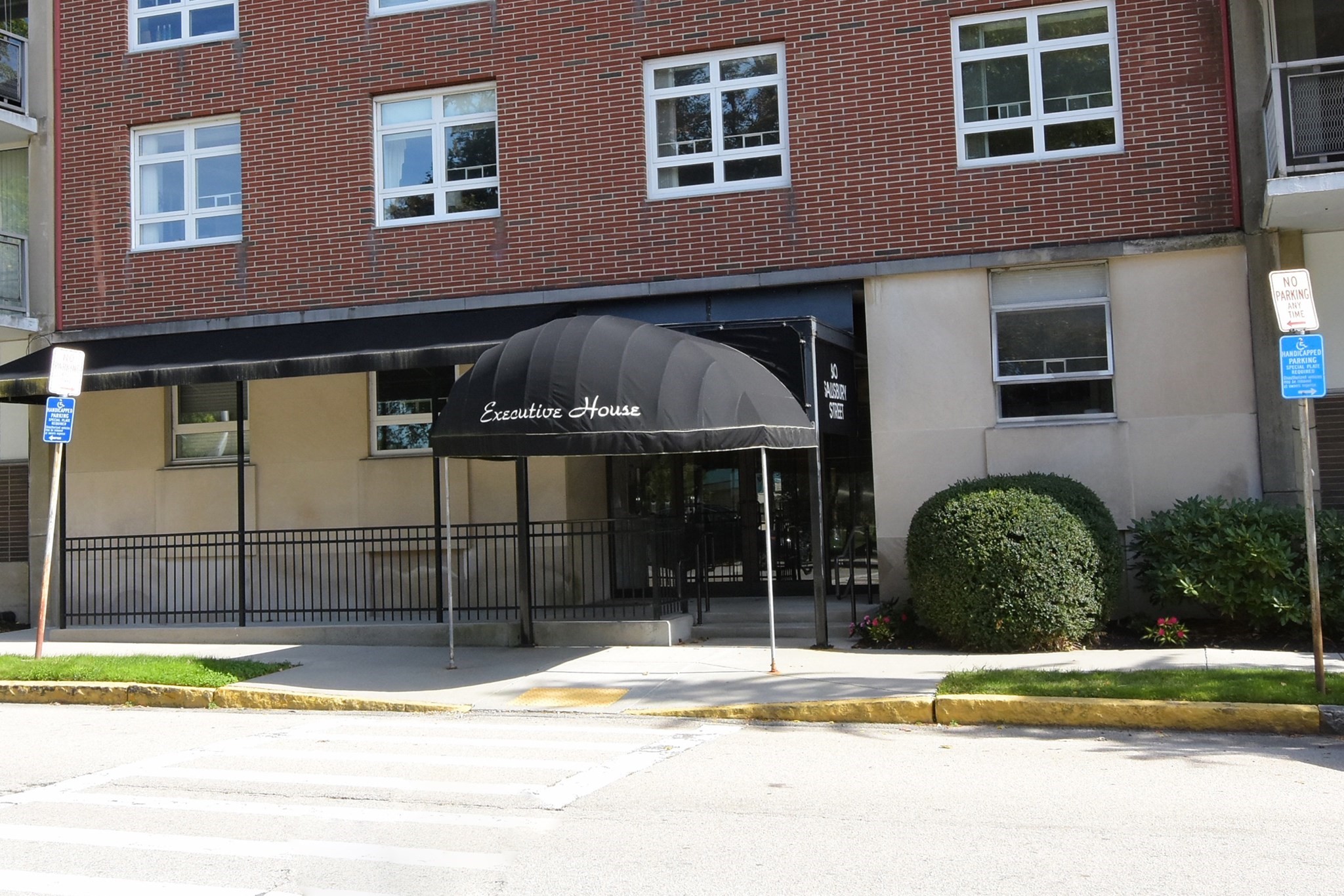 80 Salisbury St Unit 206, Worcester, MA 01609 - Image 2