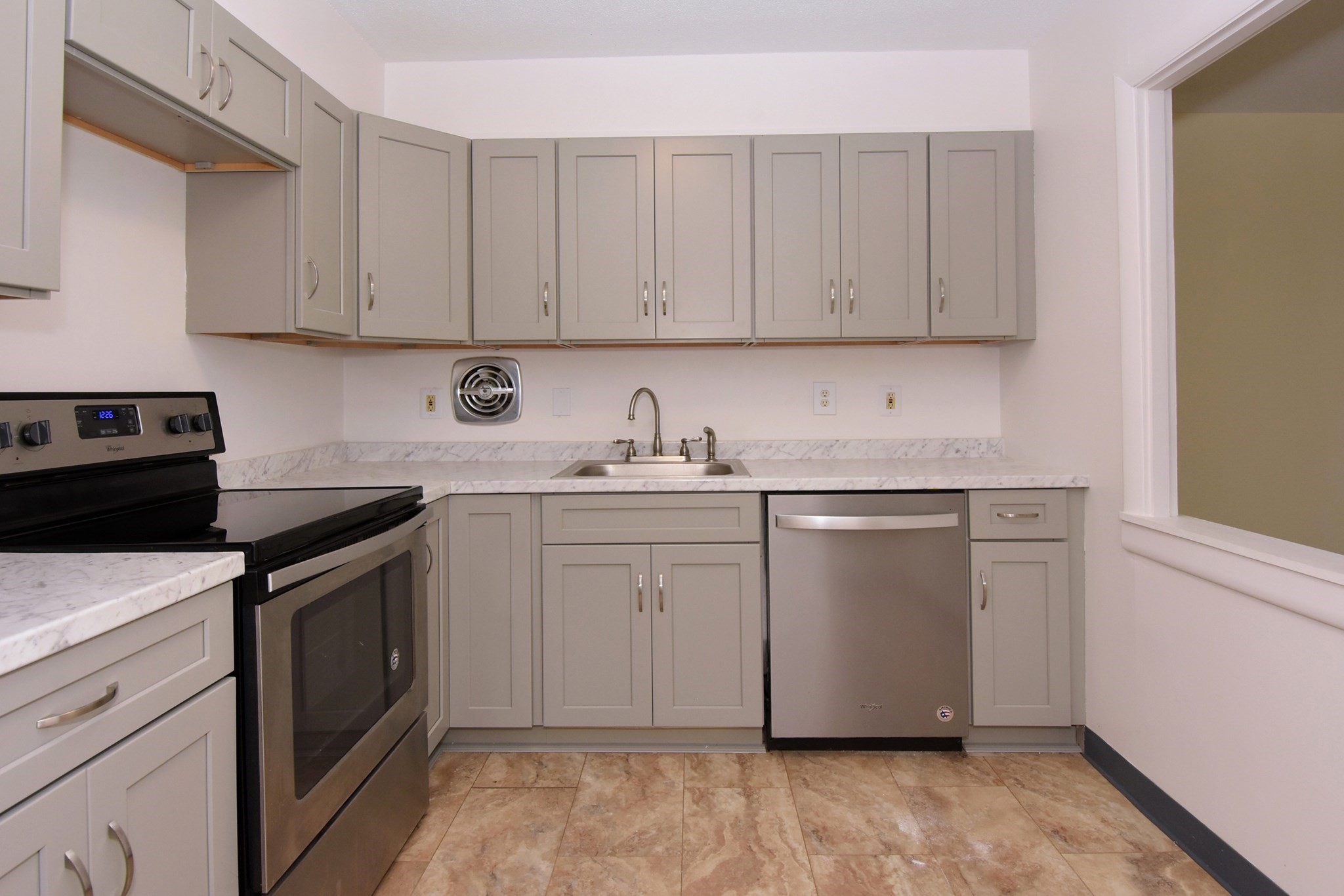 80 Salisbury St Unit 206, Worcester, MA 01609 - Image 6
