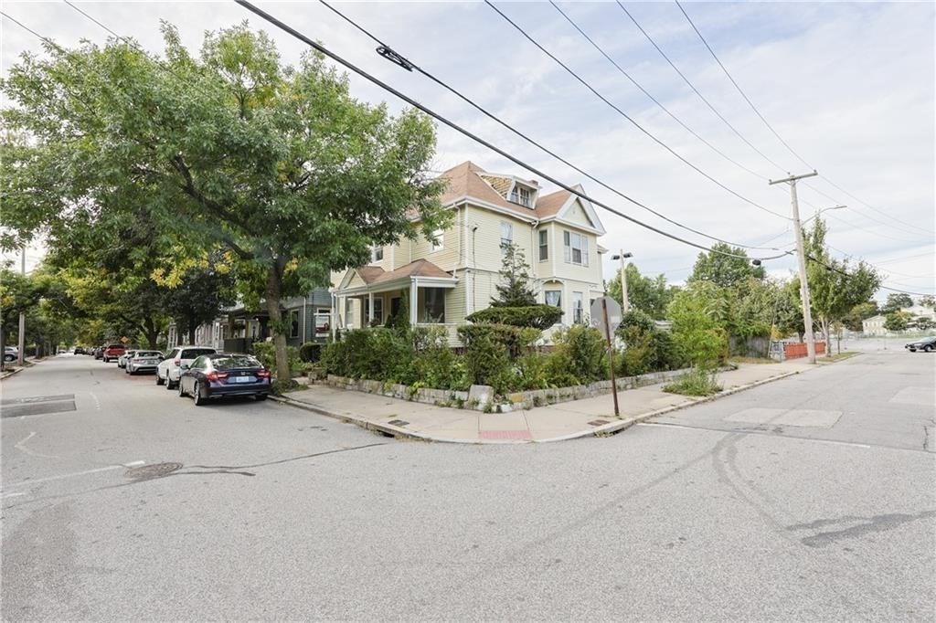 61 Whitmarsh Street, Providence, RI 02907 - Image 5
