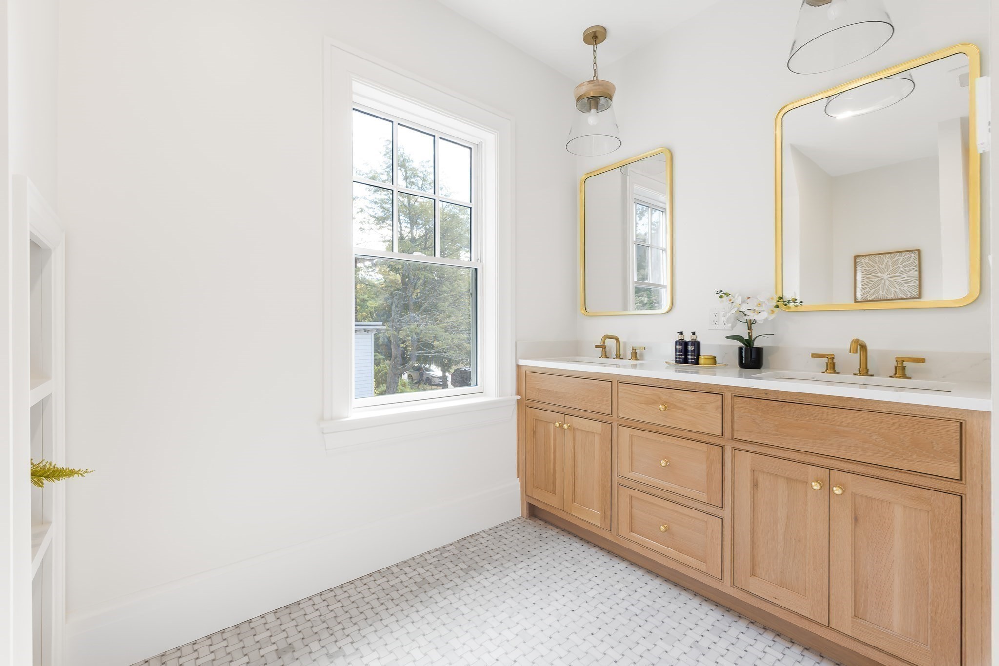 887 Commonwealth Avenue, Newton, MA 02459 - Image 22