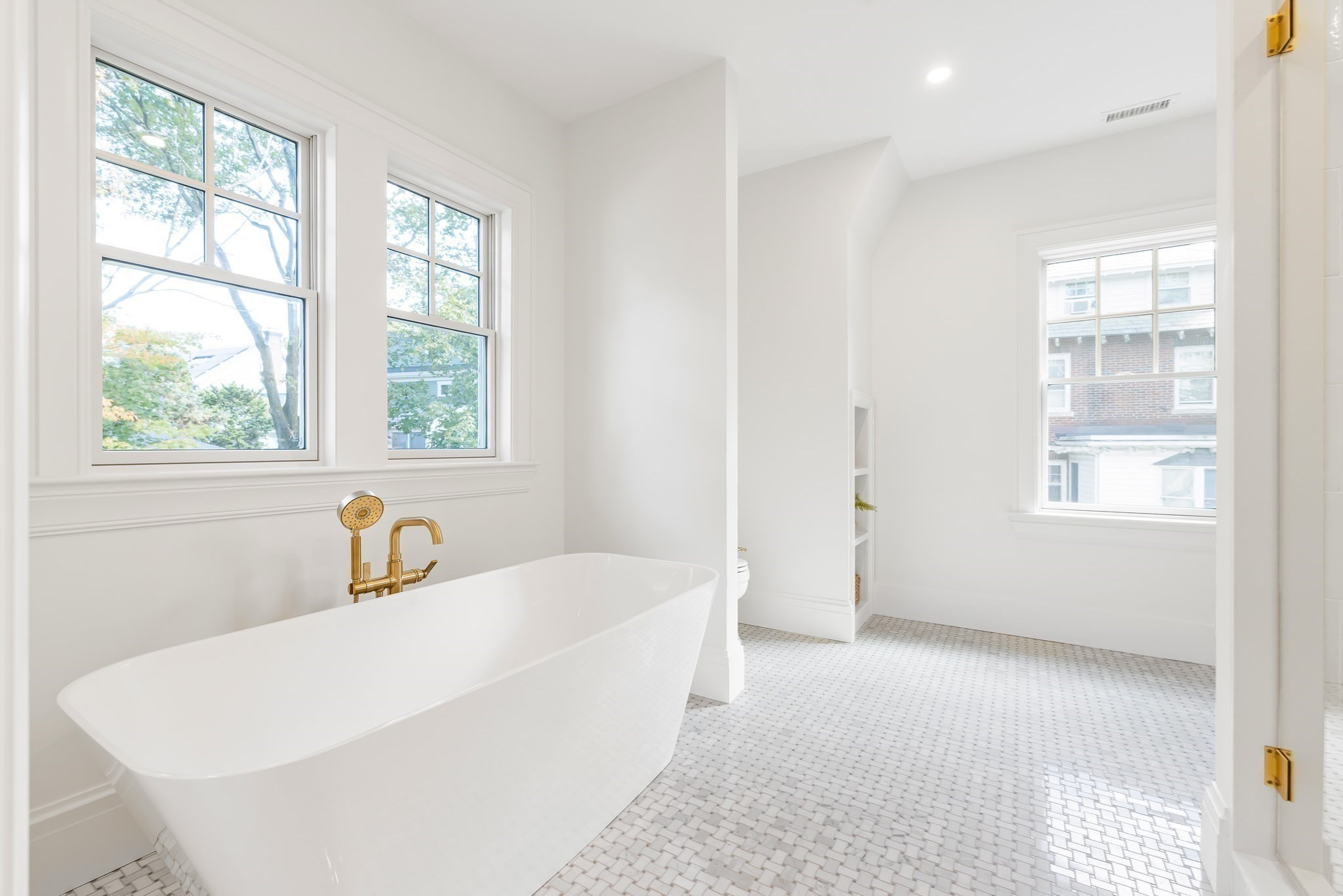 887 Commonwealth Avenue, Newton, MA 02459 - Image 23
