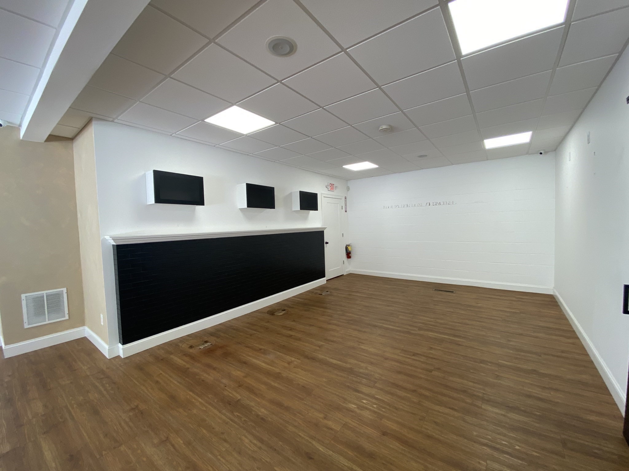 846 Ashley Blvd, New Bedford, MA 02745 - Image 4