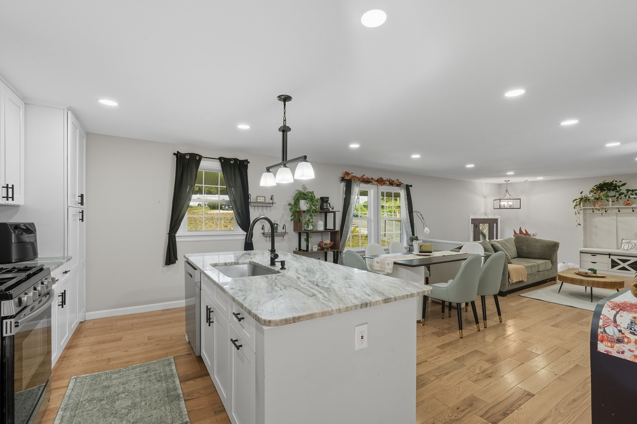 177 Boyce St, Auburn, MA 01501 - Image 16