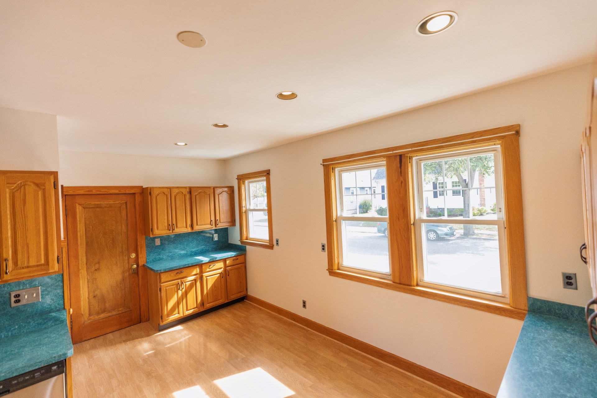 80 Caledonian Ave, West Roxbury, Boston, MA 02132 - Image 4