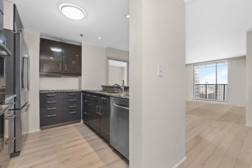 8 Museum Way, Apt 1201