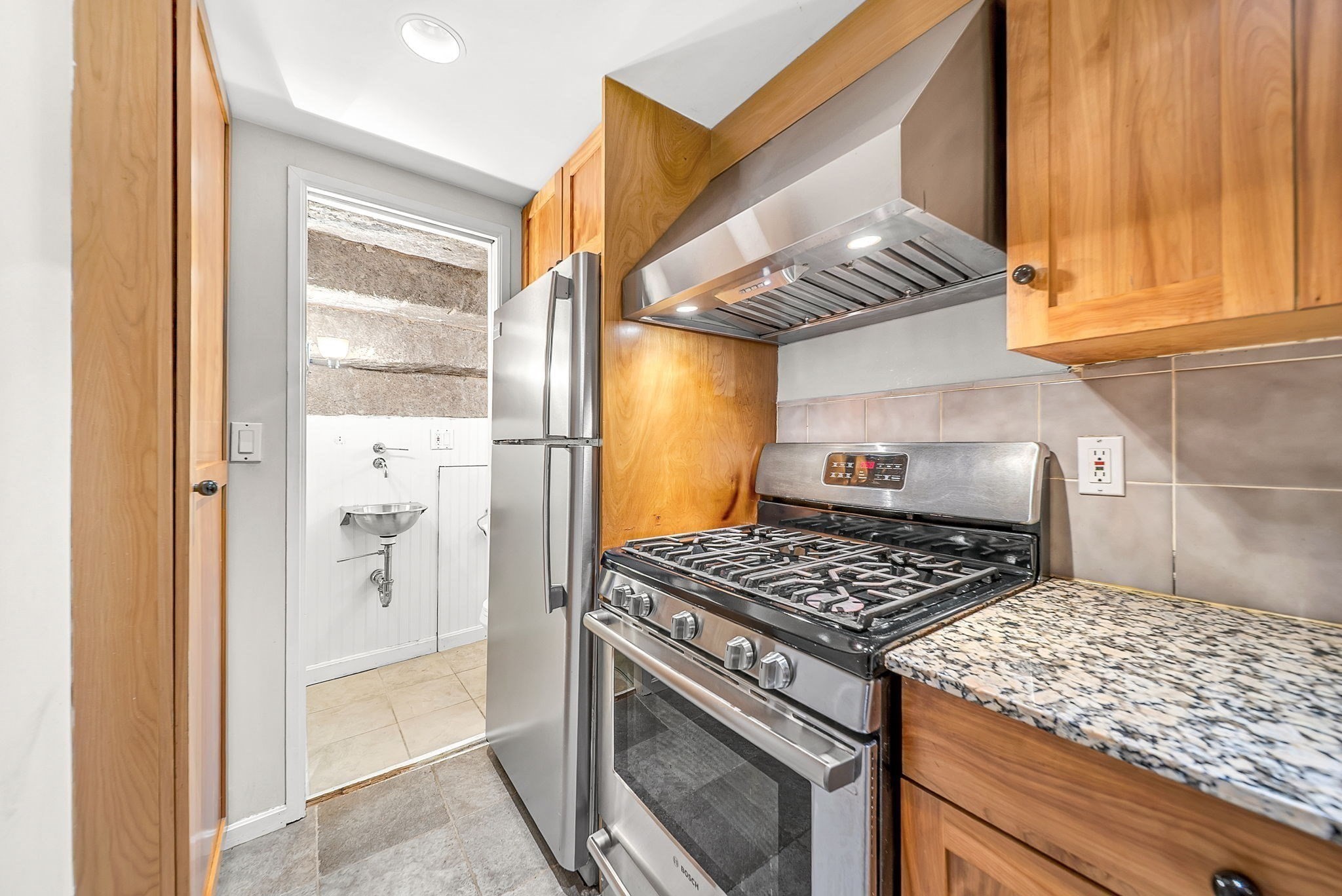 35 Mt Vernon Street Unit 1, Beacon Hill, Boston, MA 02108 - Image 19