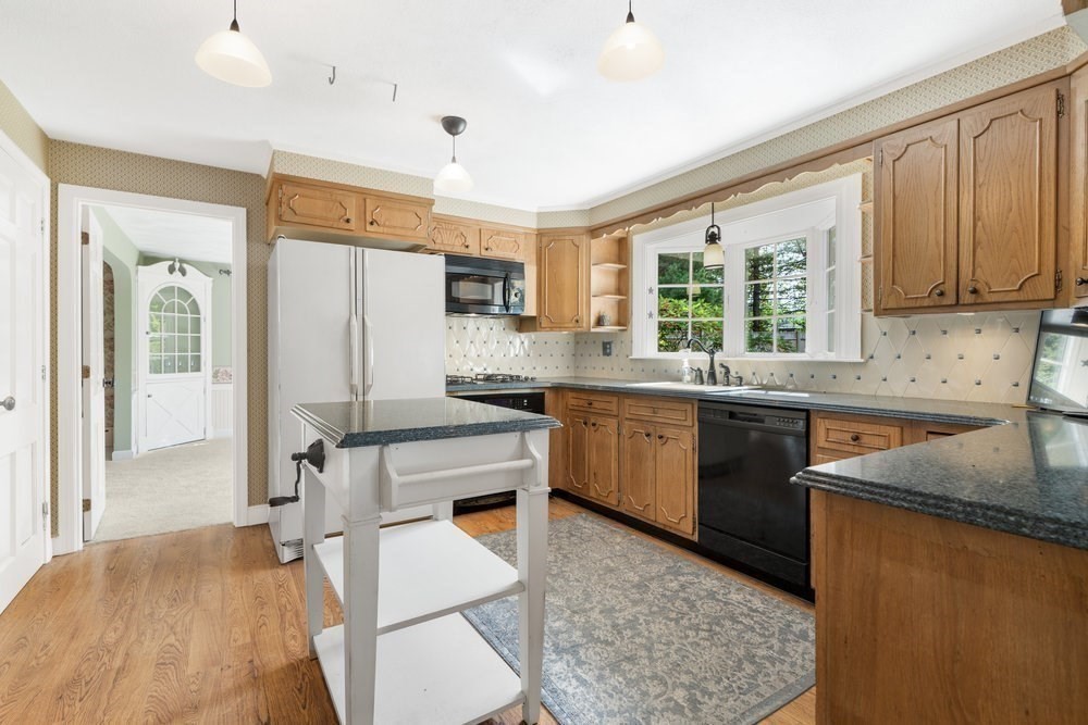 646 Cambridge Tpke, Concord, MA 01742 - Image 10