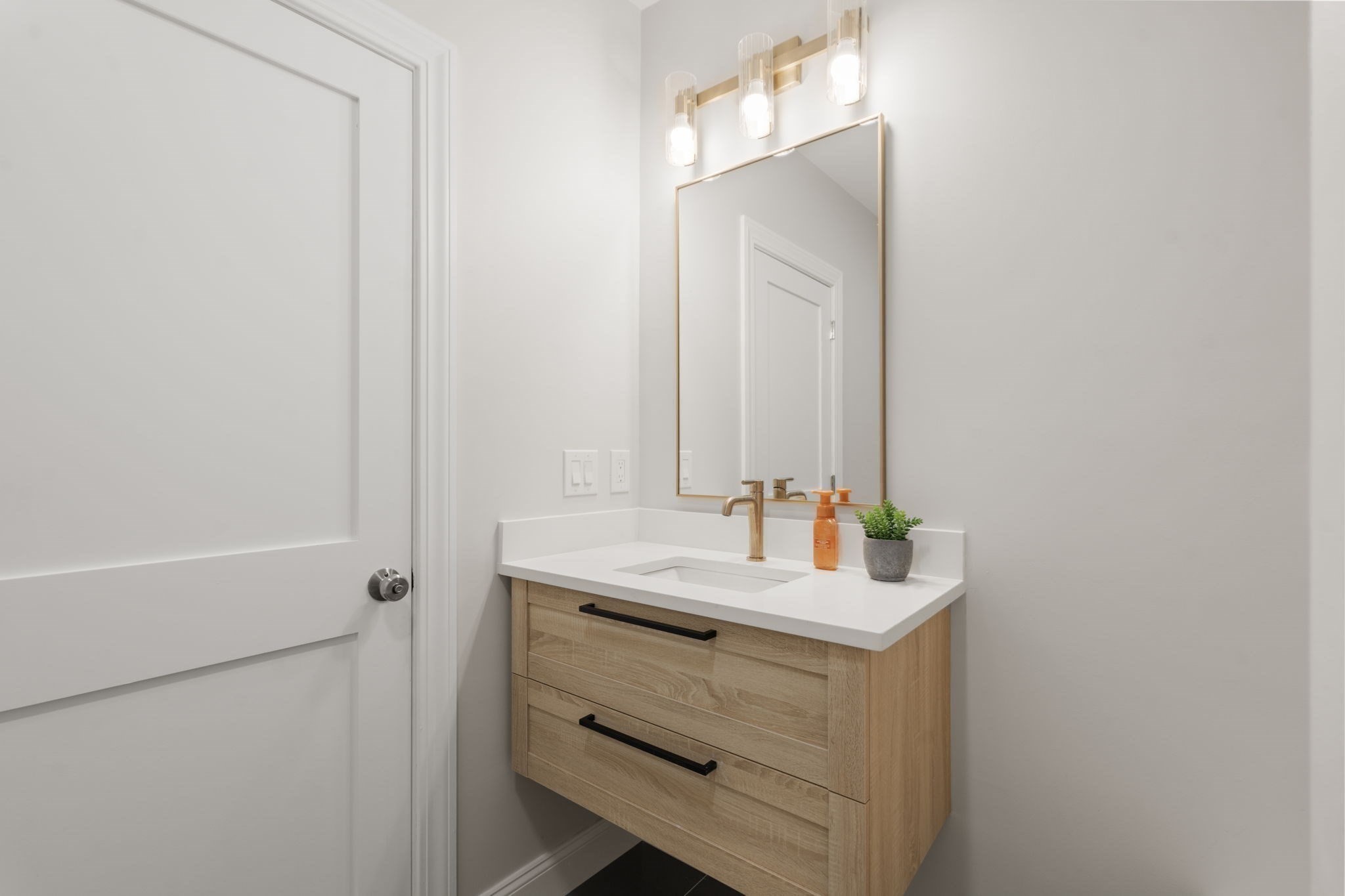 587 E Broadway Unit 3, South Boston, Boston, MA 02127 - Image 16