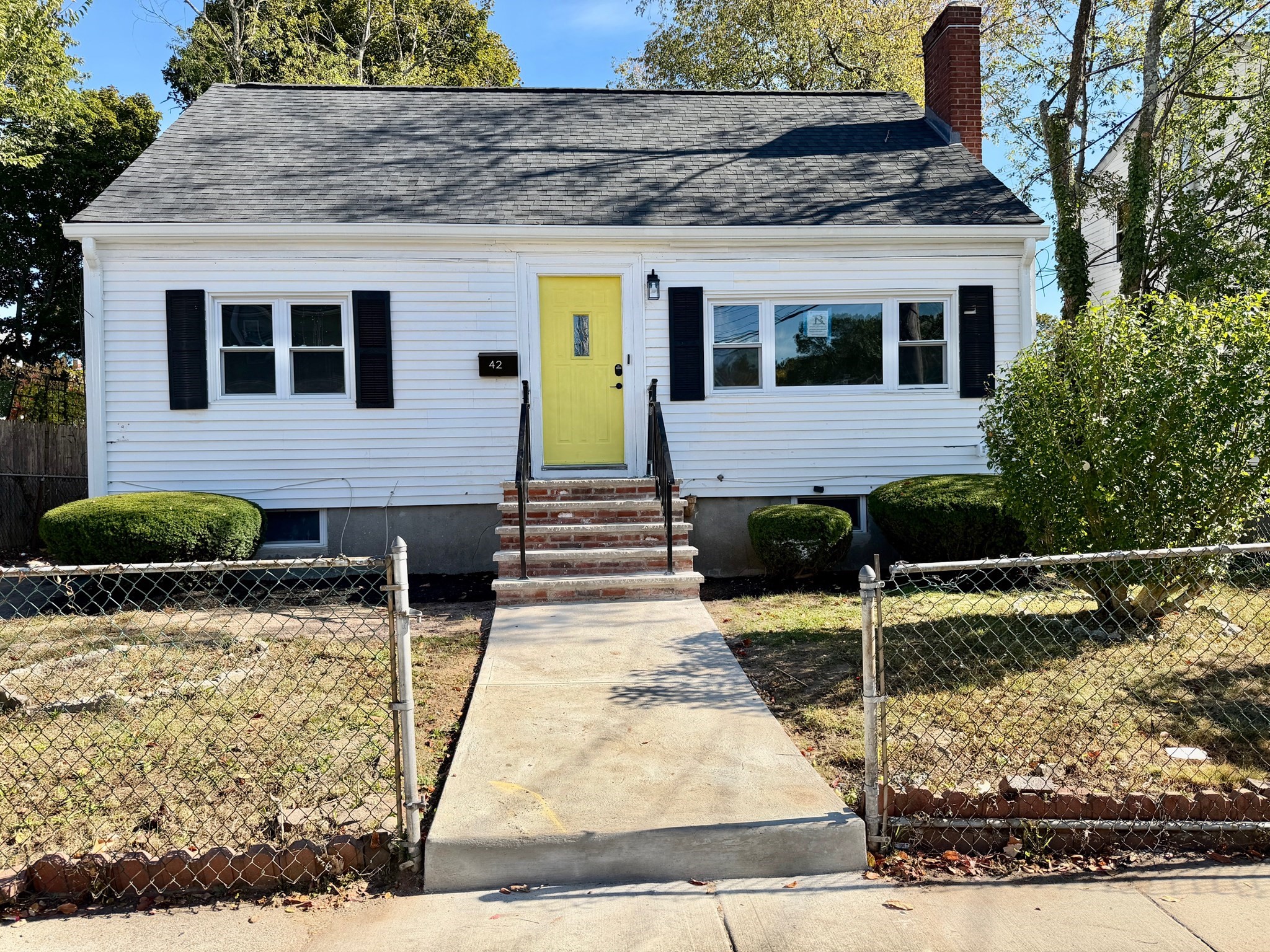 42 Osceola St, Hyde Park, Boston, MA 02136