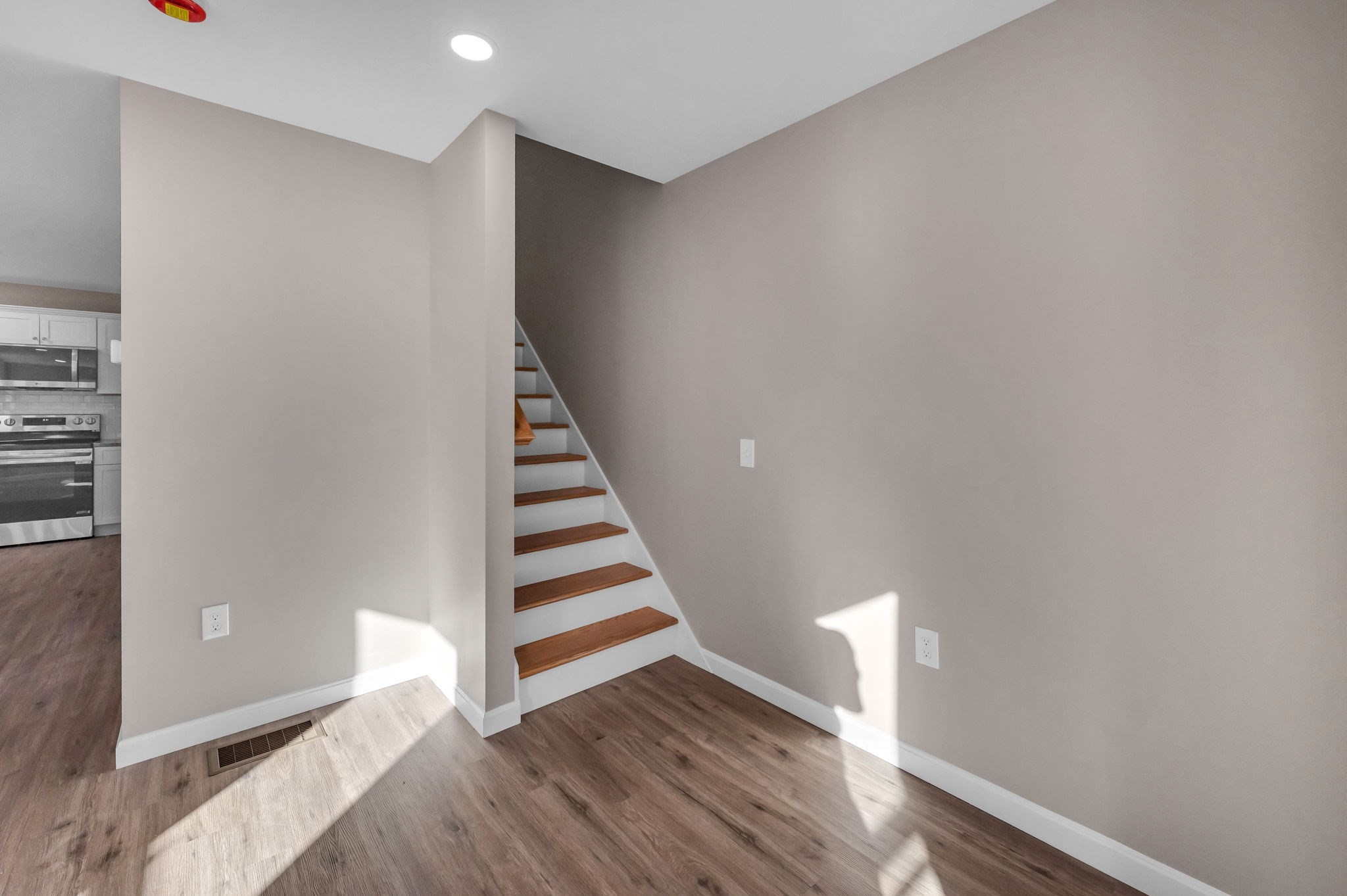 130 Dickinson, Springfield, MA 01108 - Image 14