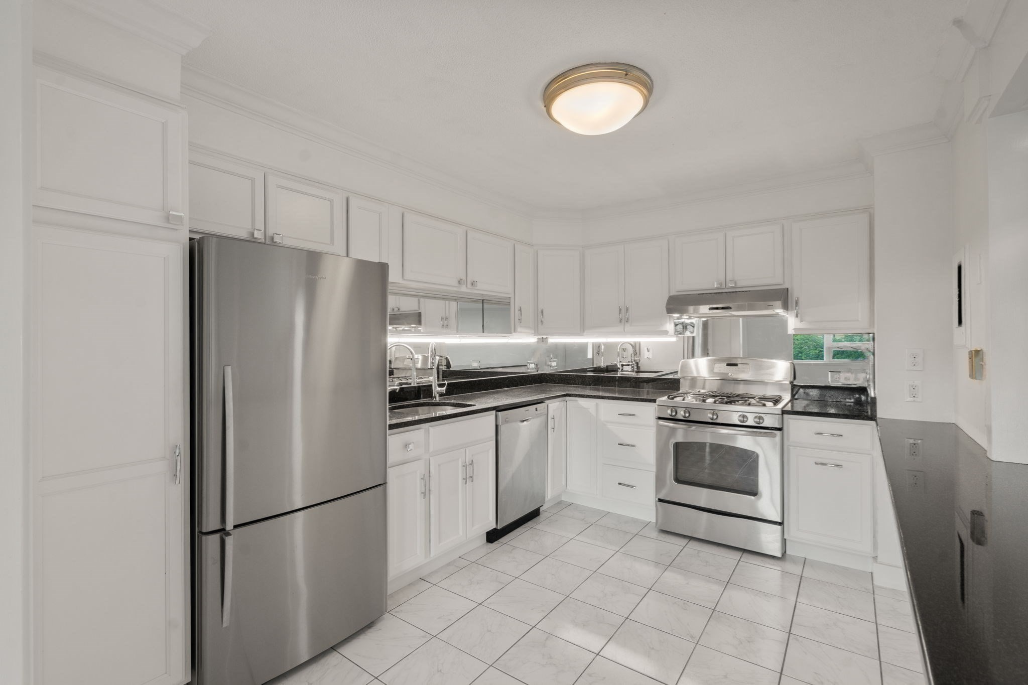 280 Boylston St Unit 905, Newton, MA 02467 - Image 8