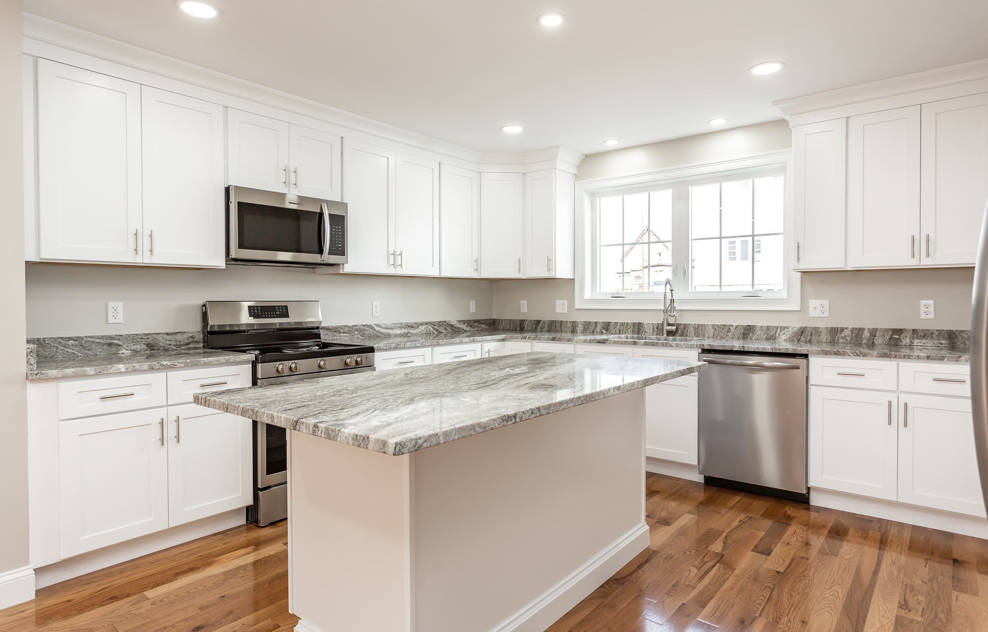 579 Summit St Unit 3, Fall River, MA 02724 - Image 1