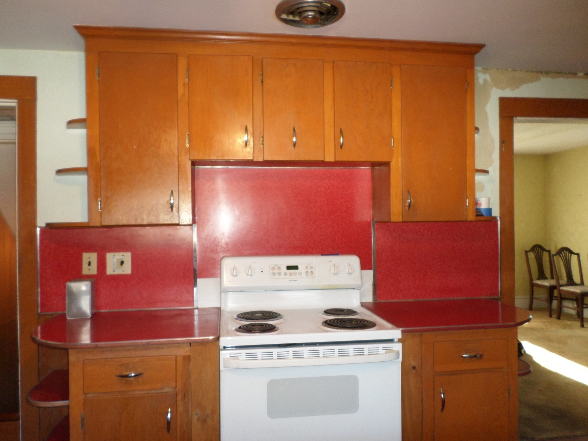 9 Douglas Rd, Saugus, MA 01906 - Image 11